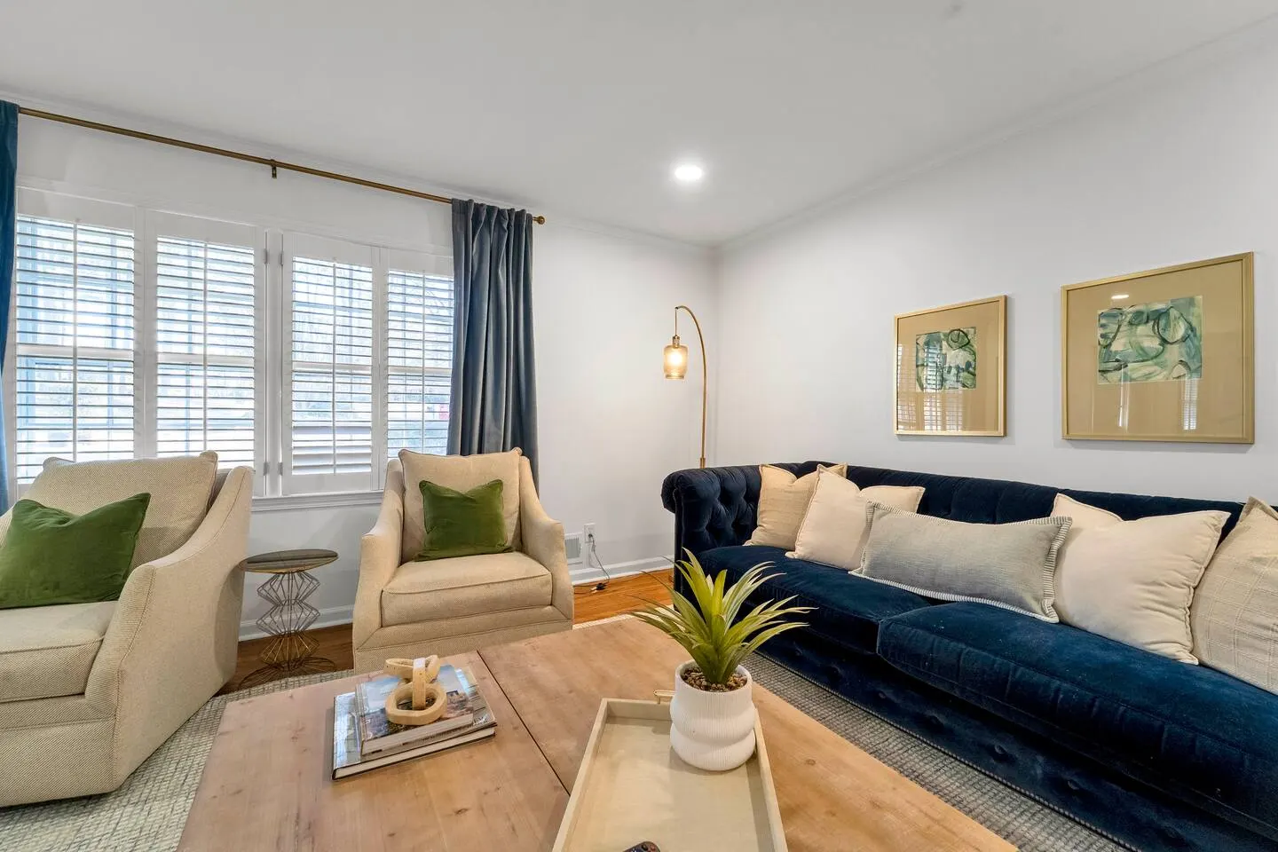 5 Bedrooms 4 Bathrooms Up to 8 Bed Option 7