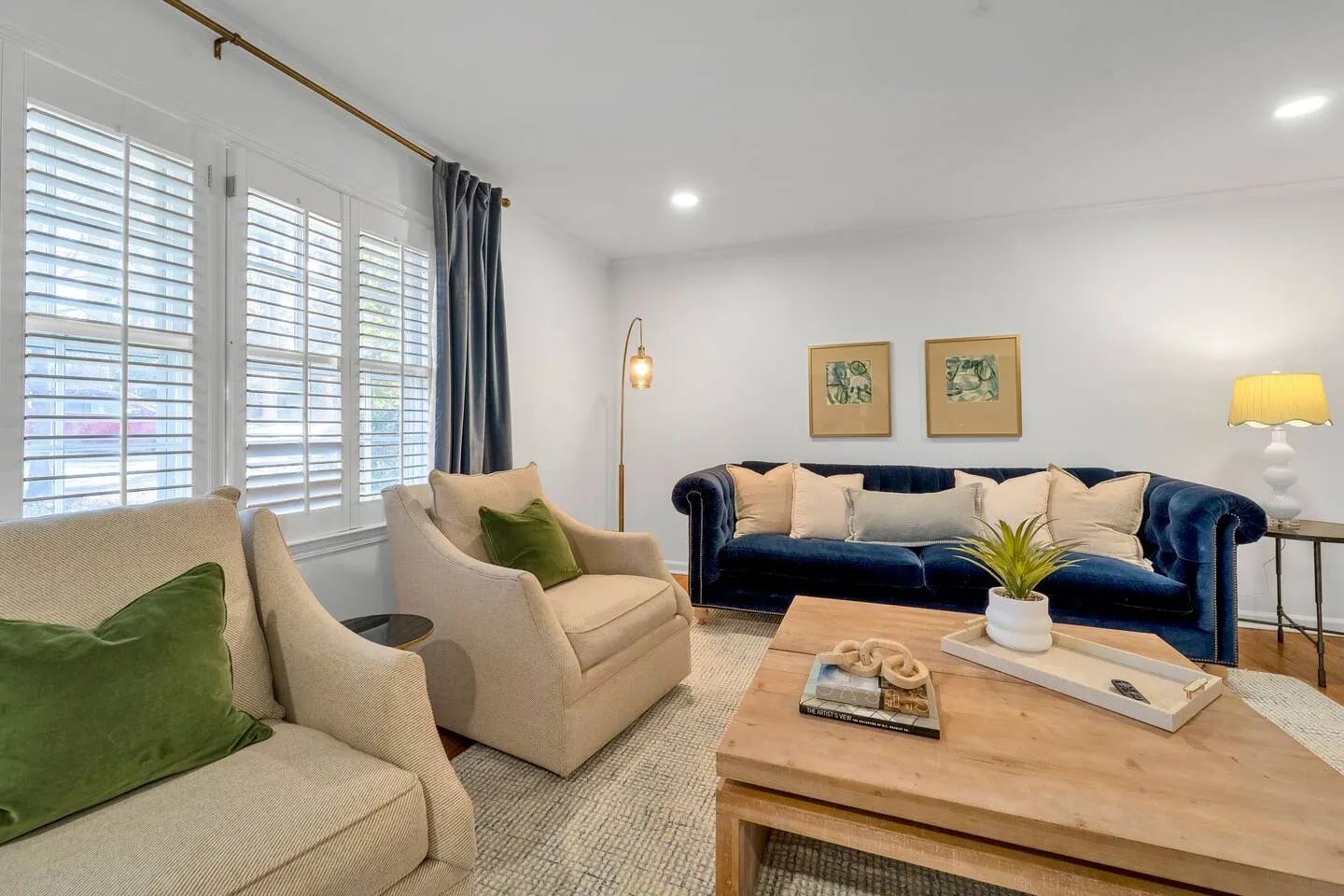 5 Bedrooms 4 Bathrooms Up to 8 Bed Option 8