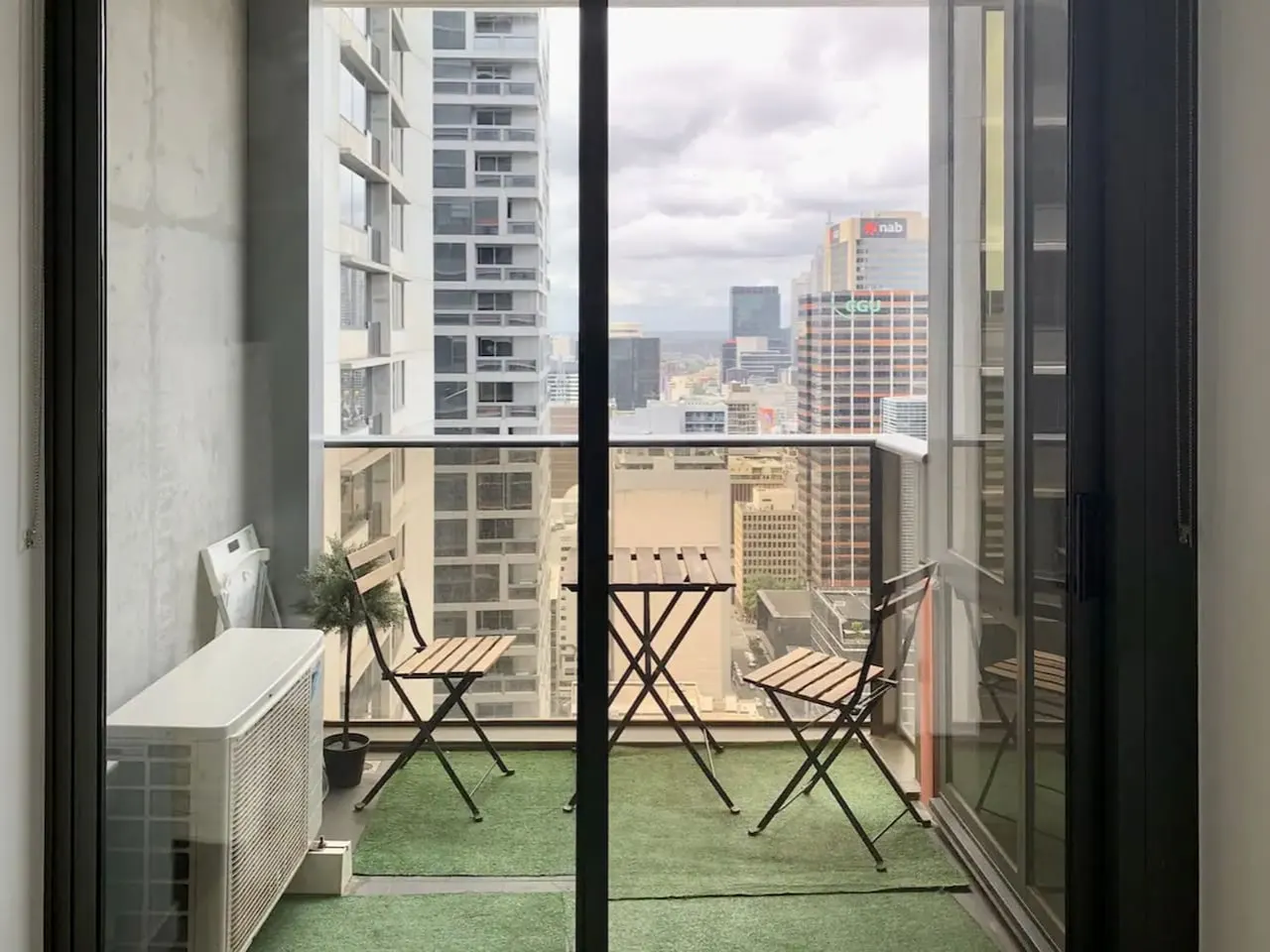 ReadySet Apartments on Upper West Side - U10 12