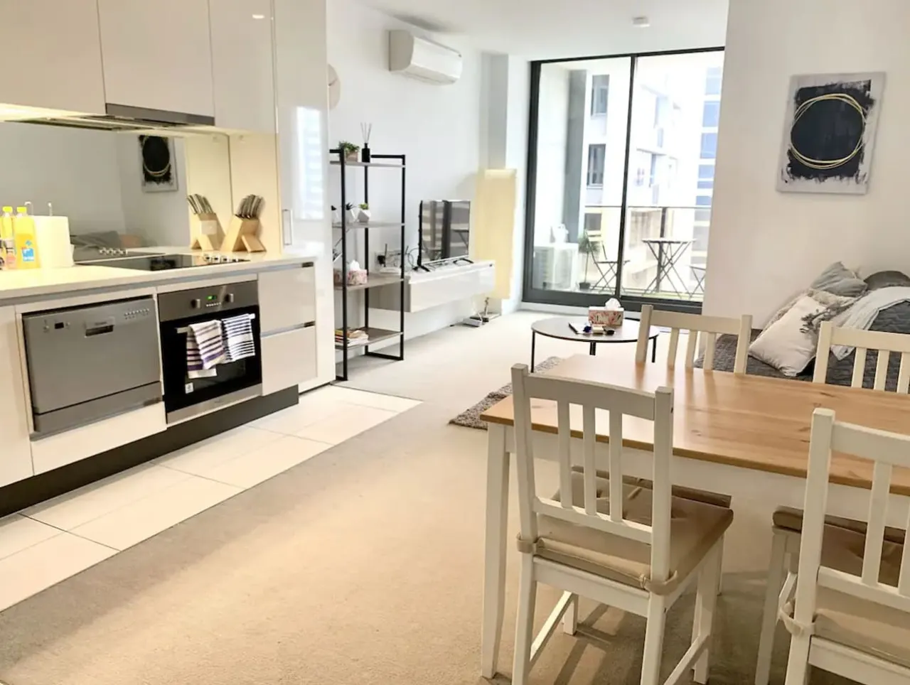 ReadySet Apartments on Upper West Side - U10 3