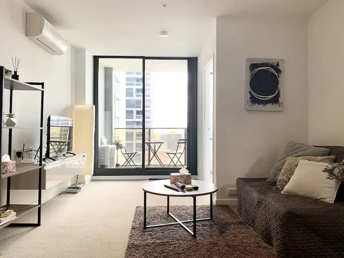 ReadySet Apartments on Upper West Side - U10 4