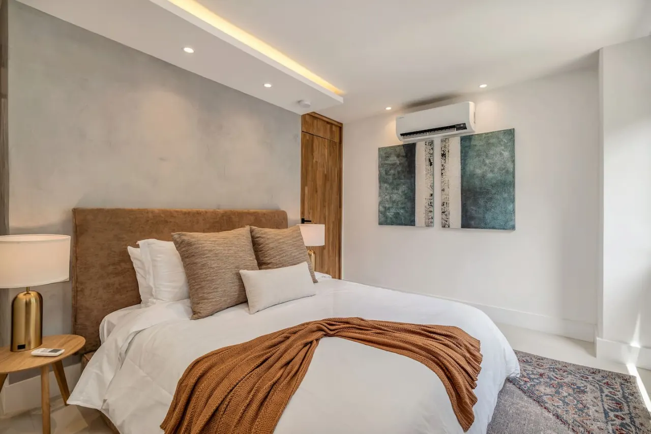 * Peaceful Heaven: 2.5 Bath+2 Bed 16