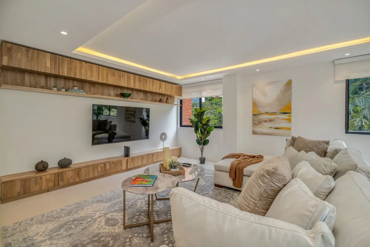 * Peaceful Heaven: 2.5 Bath+2 Bed 20
