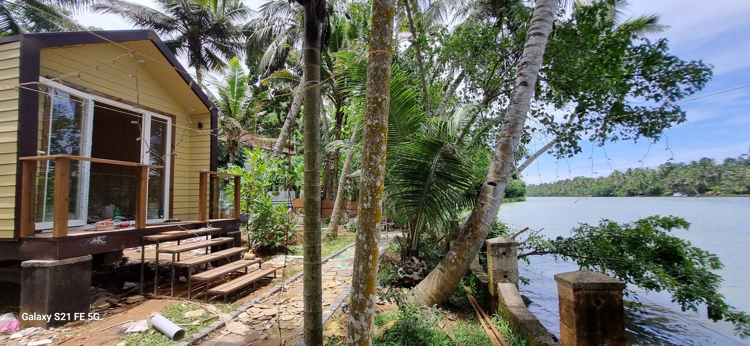 Riverfront Cabin in MunroeIsland 6