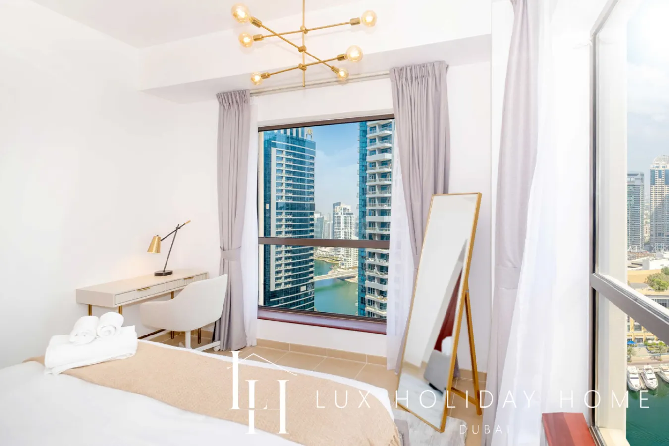 LUX The JBR Marina View Suite 2 12