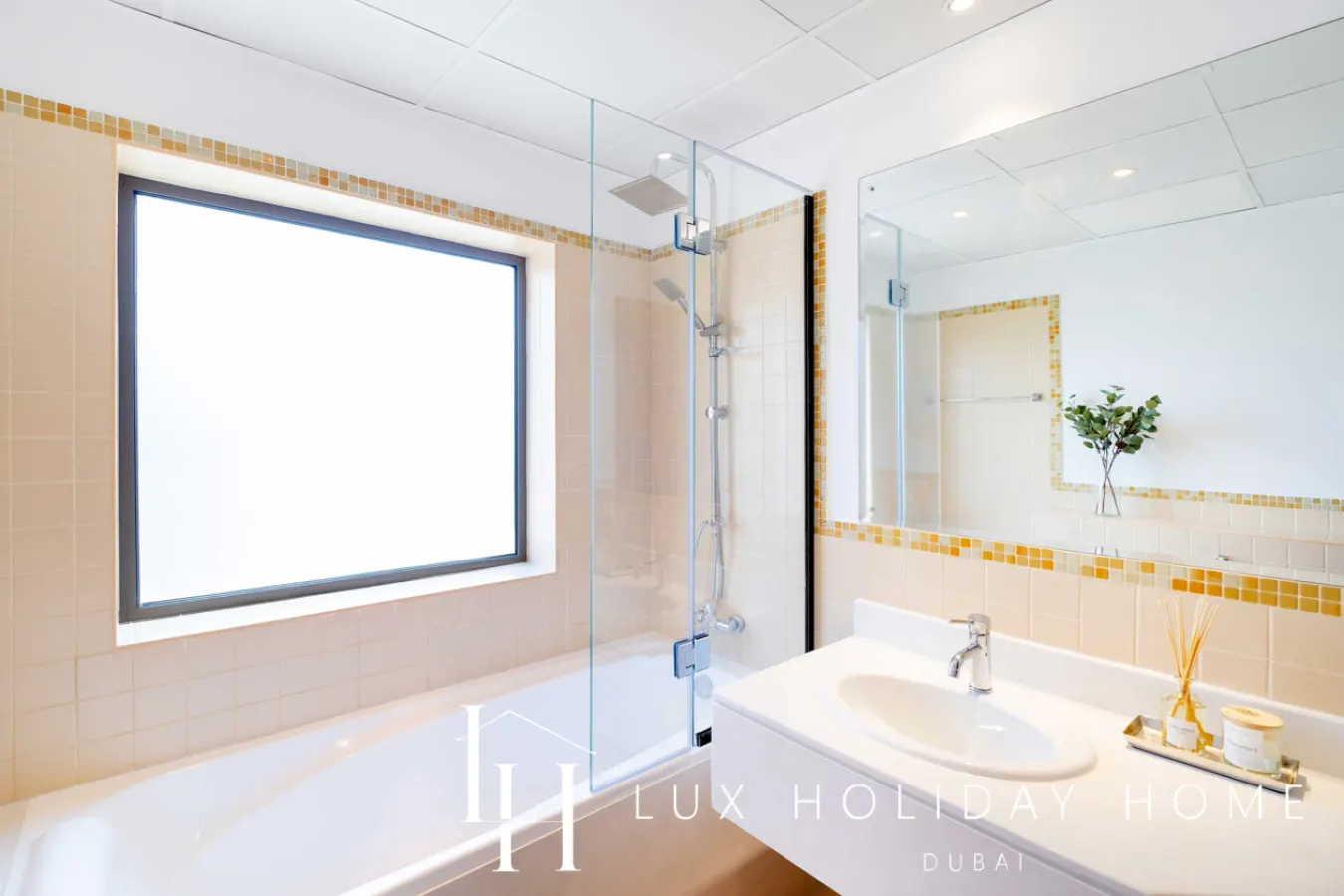LUX The JBR Marina View Suite 2 13
