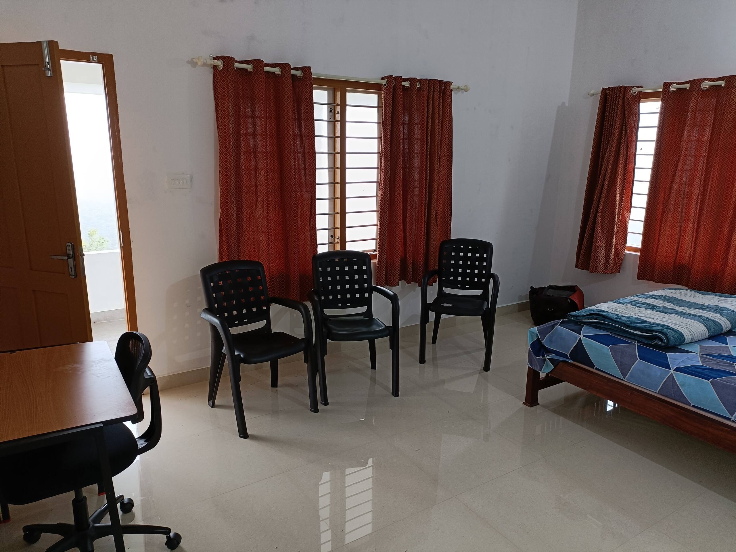 Valley View wind farm Villa 2 hrs from Munnar 4