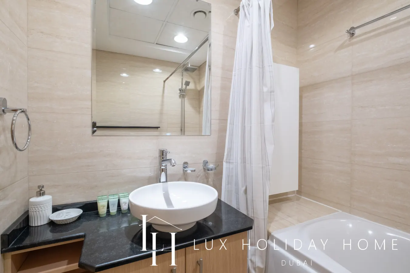 LUX The Sky View Suite Dubai Marina 18