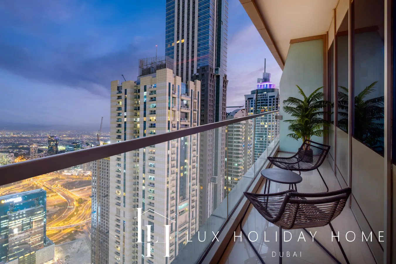 LUX The Sky View Suite Dubai Marina 3