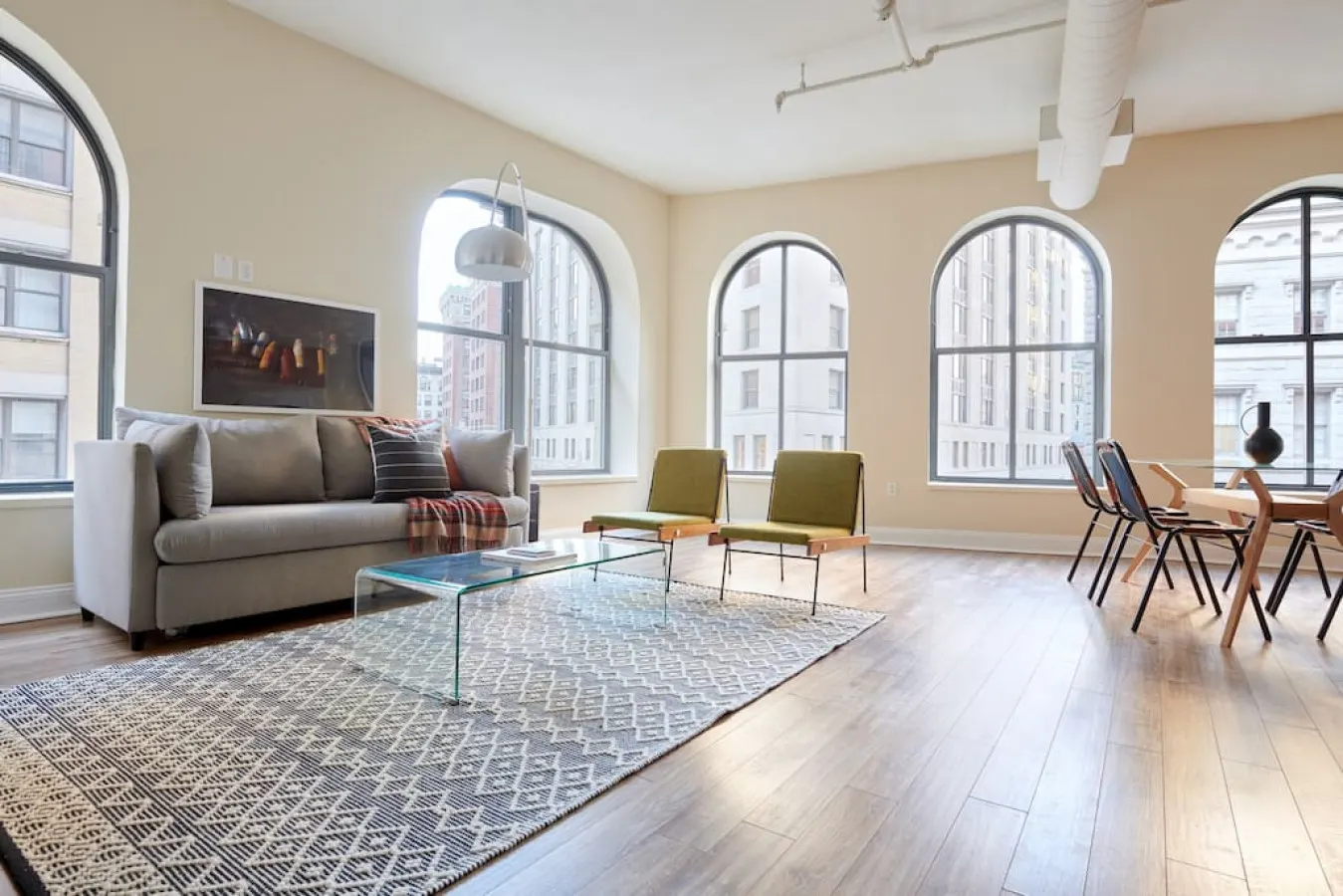 FIDI Boston Spacious 2BR Keyless Entry 2