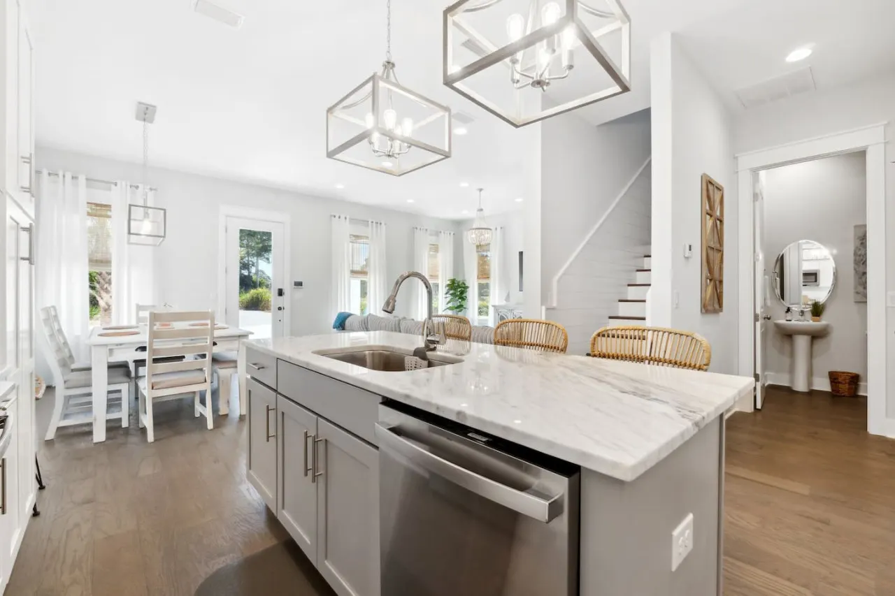 Miramar Beach Luxe Retreat 3BR/3.5BA 5