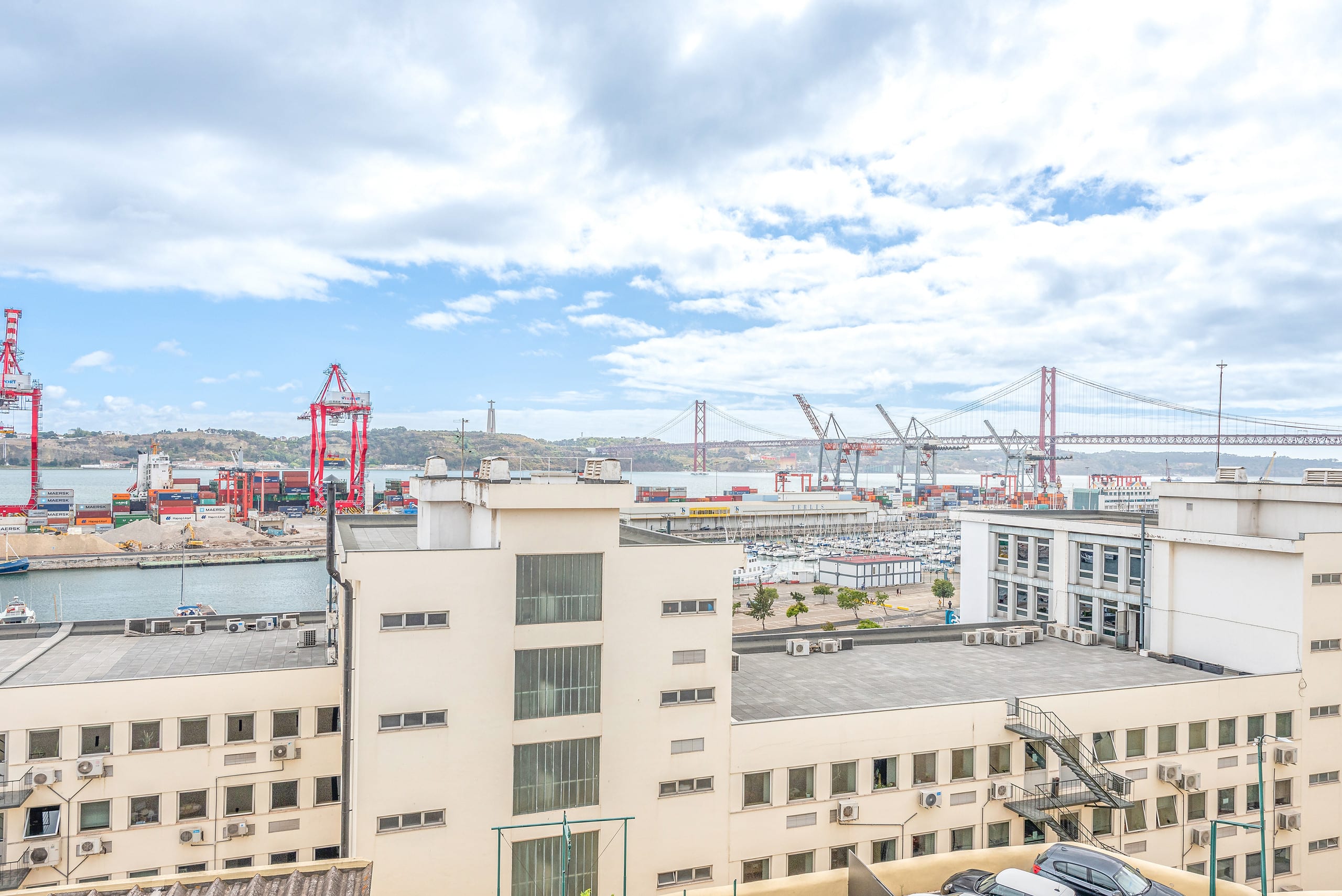 Premium Apartment River View 32