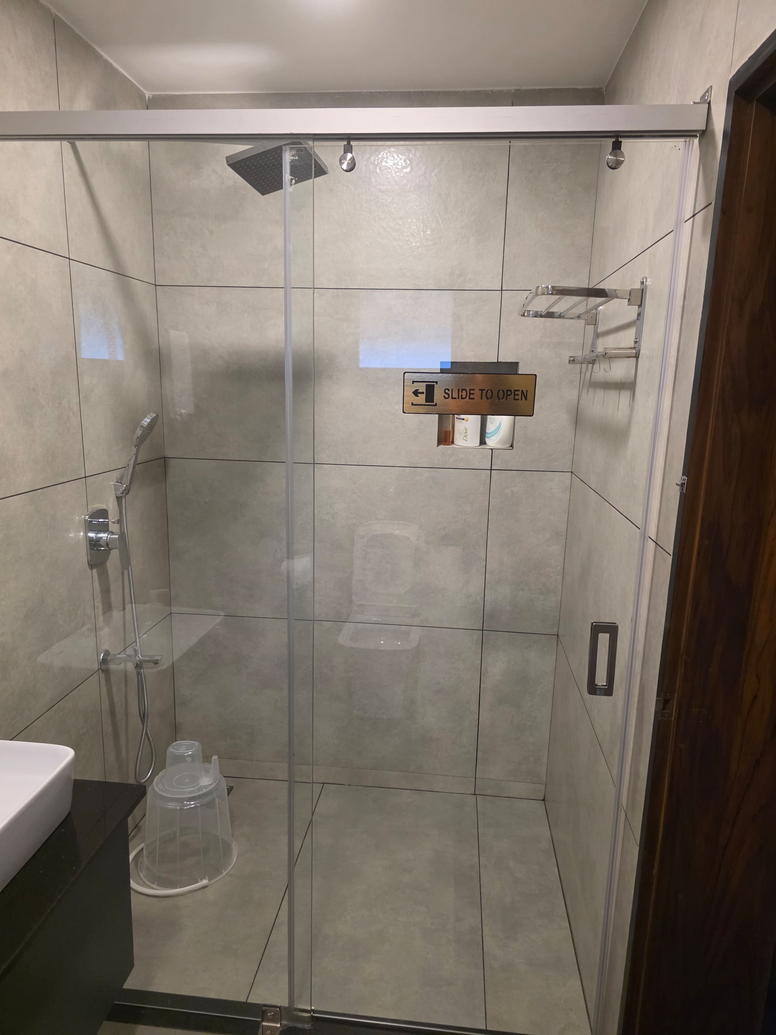 The Pool Lounge Premium Homestay Kochi, Aluva 13