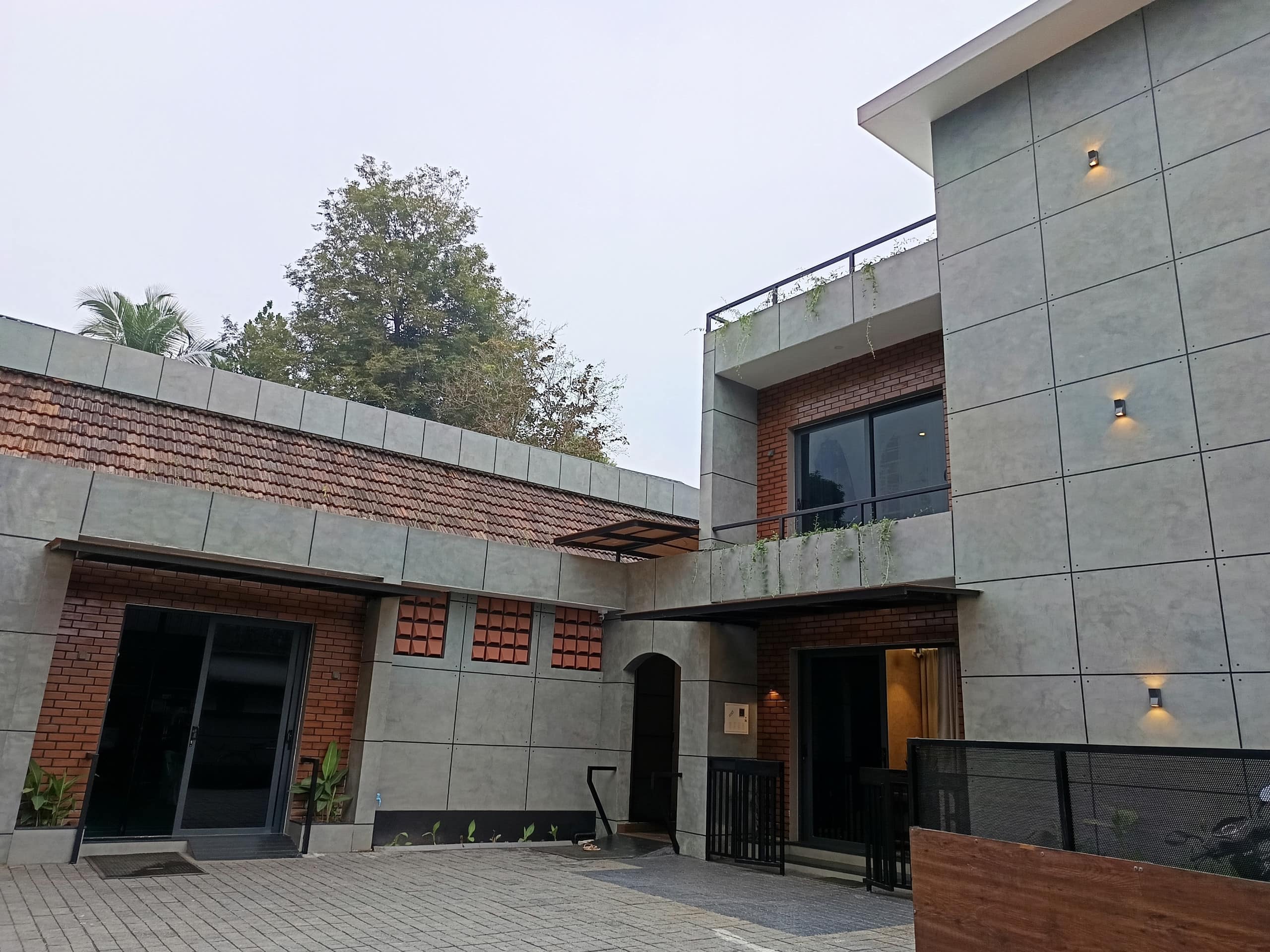 The Pool Lounge Premium Homestay Kochi, Aluva 2