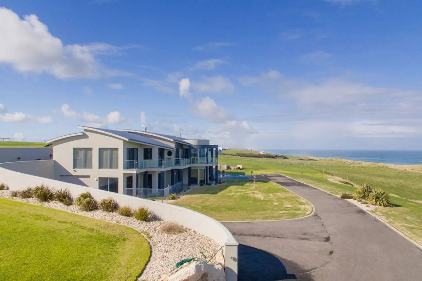 'house by the sea' Warrnambool 6