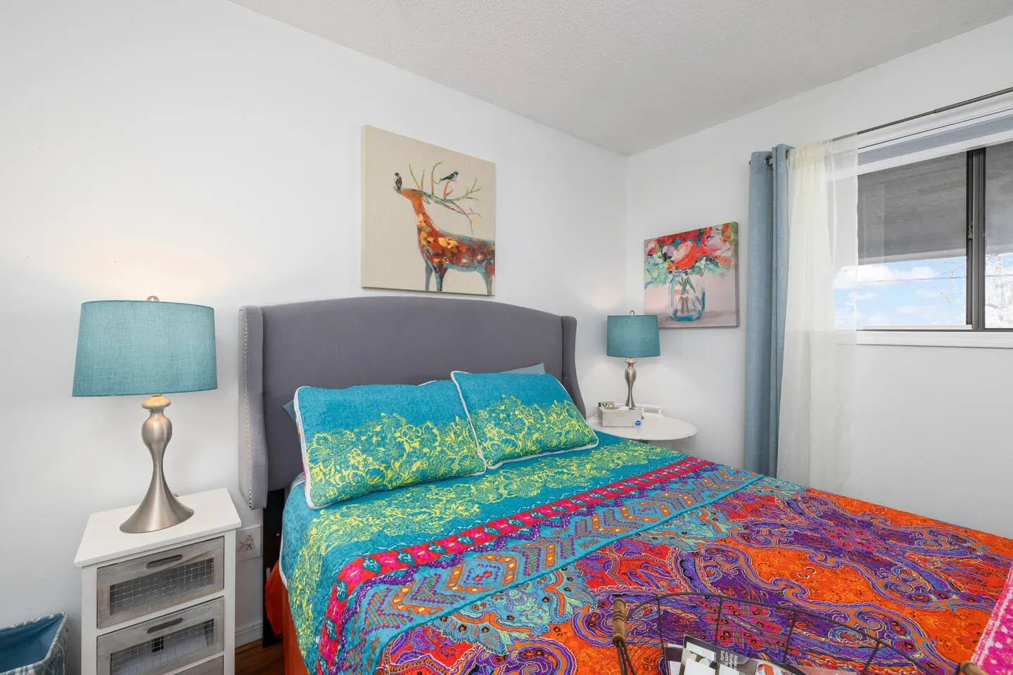 Gorgeous View, Cute/Clean! SDC, Hike/Fish on site! 10
