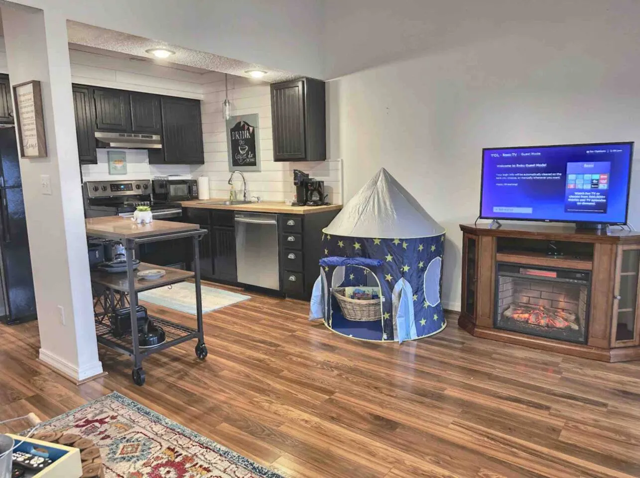 Gorgeous View, Cute/Clean! SDC, Hike/Fish on site! 20