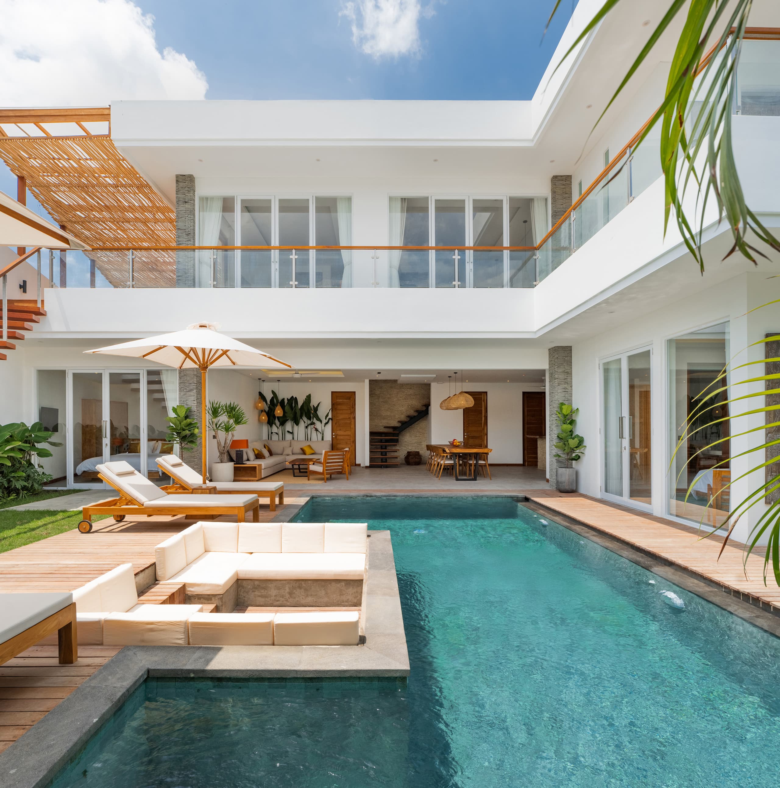 Lux 500m² 5BR Villa, 400m to FINNS & Canggu Beach 9