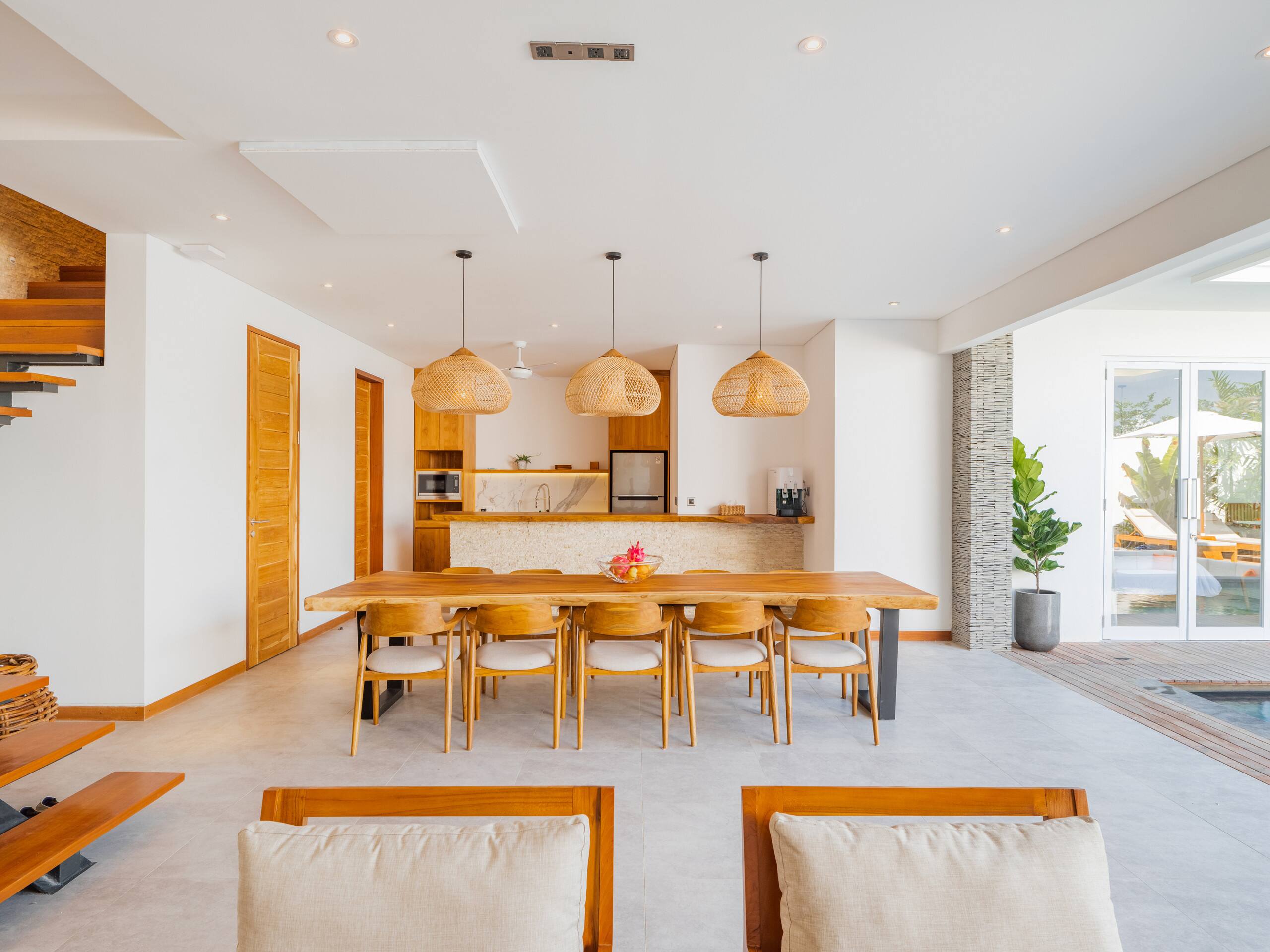 Lux 500m² 5BR Villa, 400m to FINNS & Canggu Beach 27