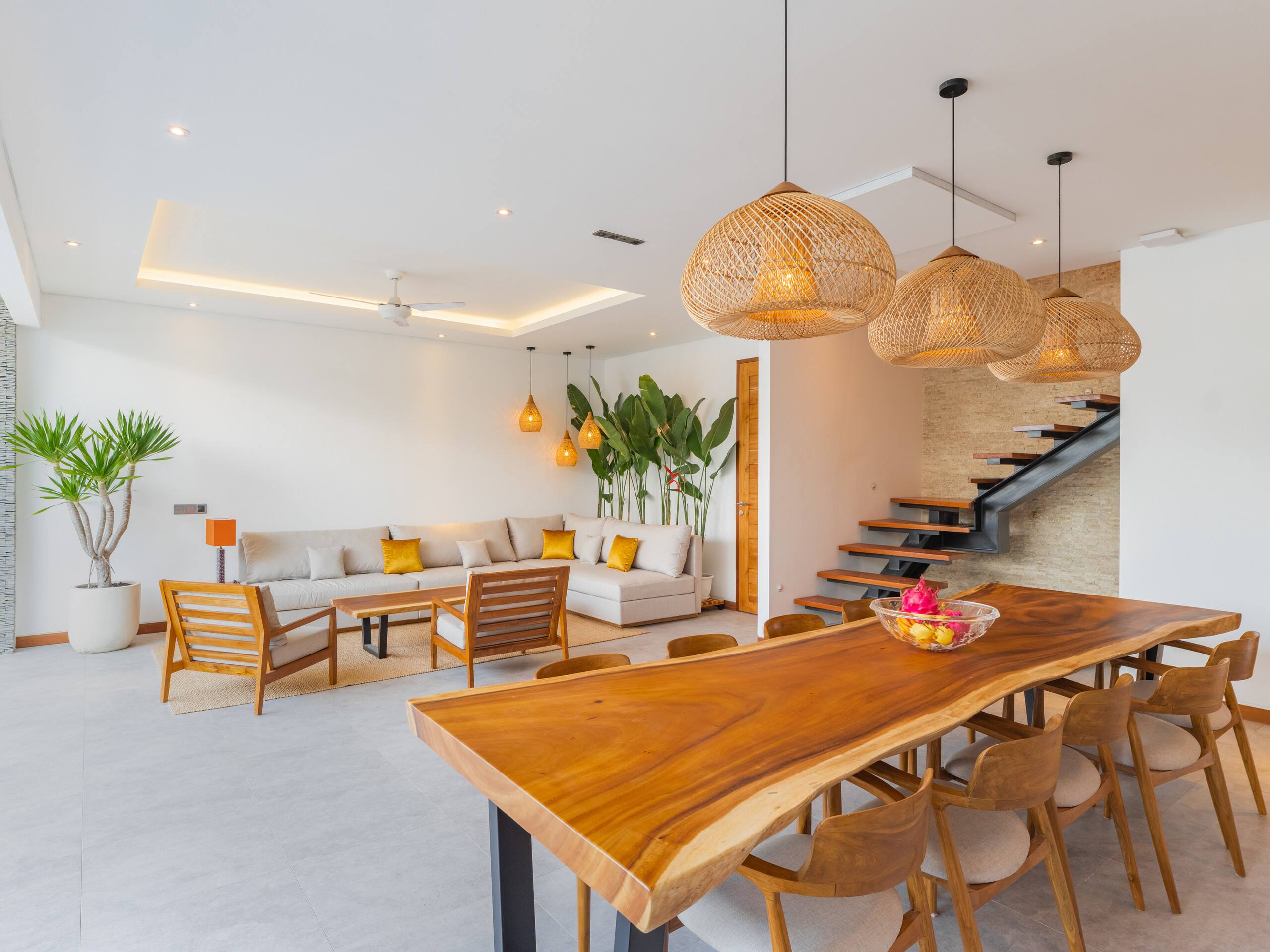 Lux 500m² 5BR Villa, 400m to FINNS & Canggu Beach 26