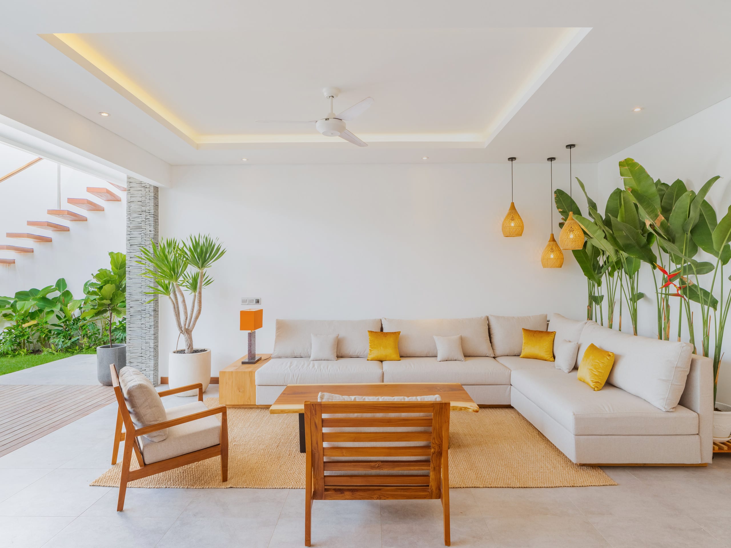 Lux 500m² 5BR Villa, 400m to FINNS & Canggu Beach — photo 4