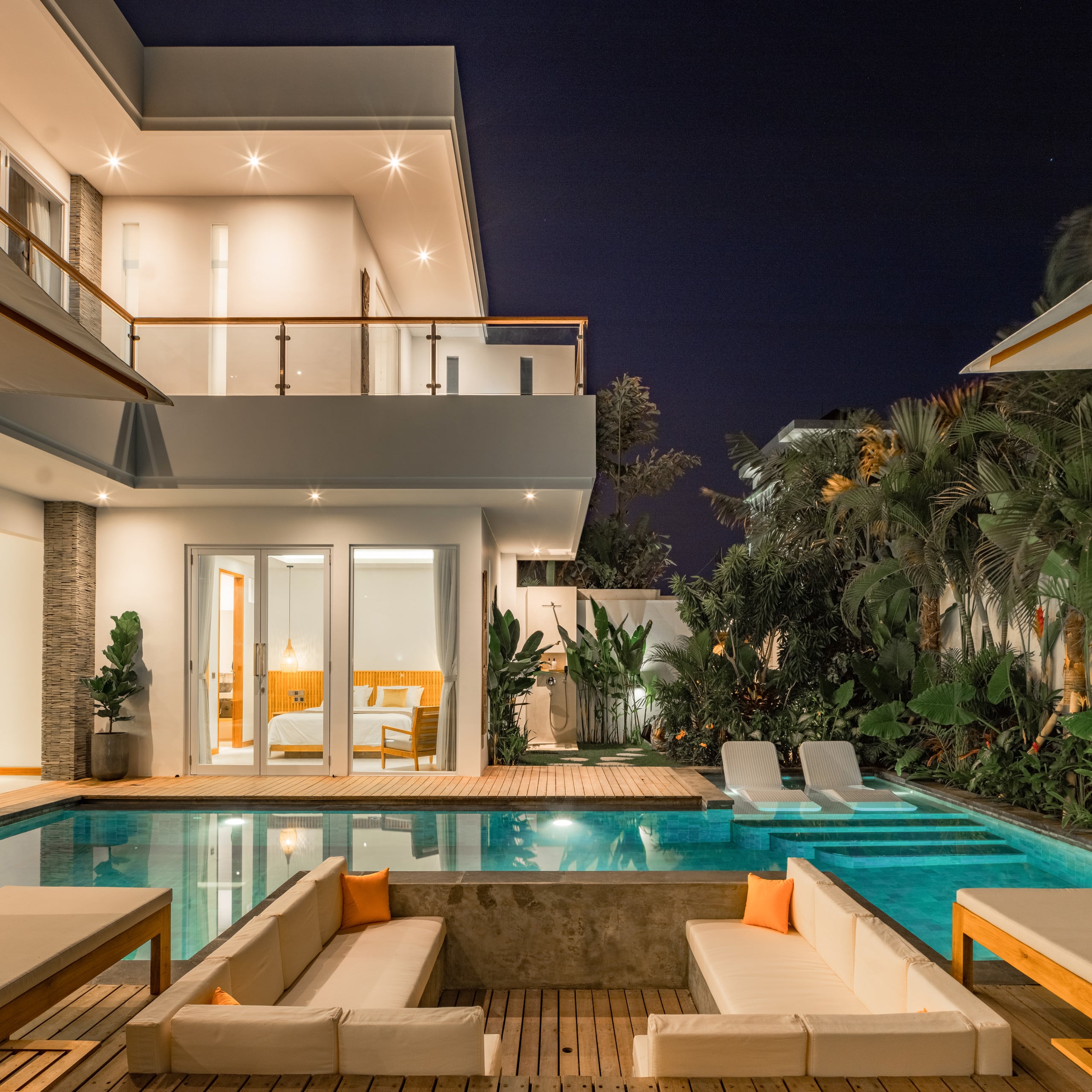 Lux 500m² 5BR Villa, 400m to FINNS & Canggu Beach 19