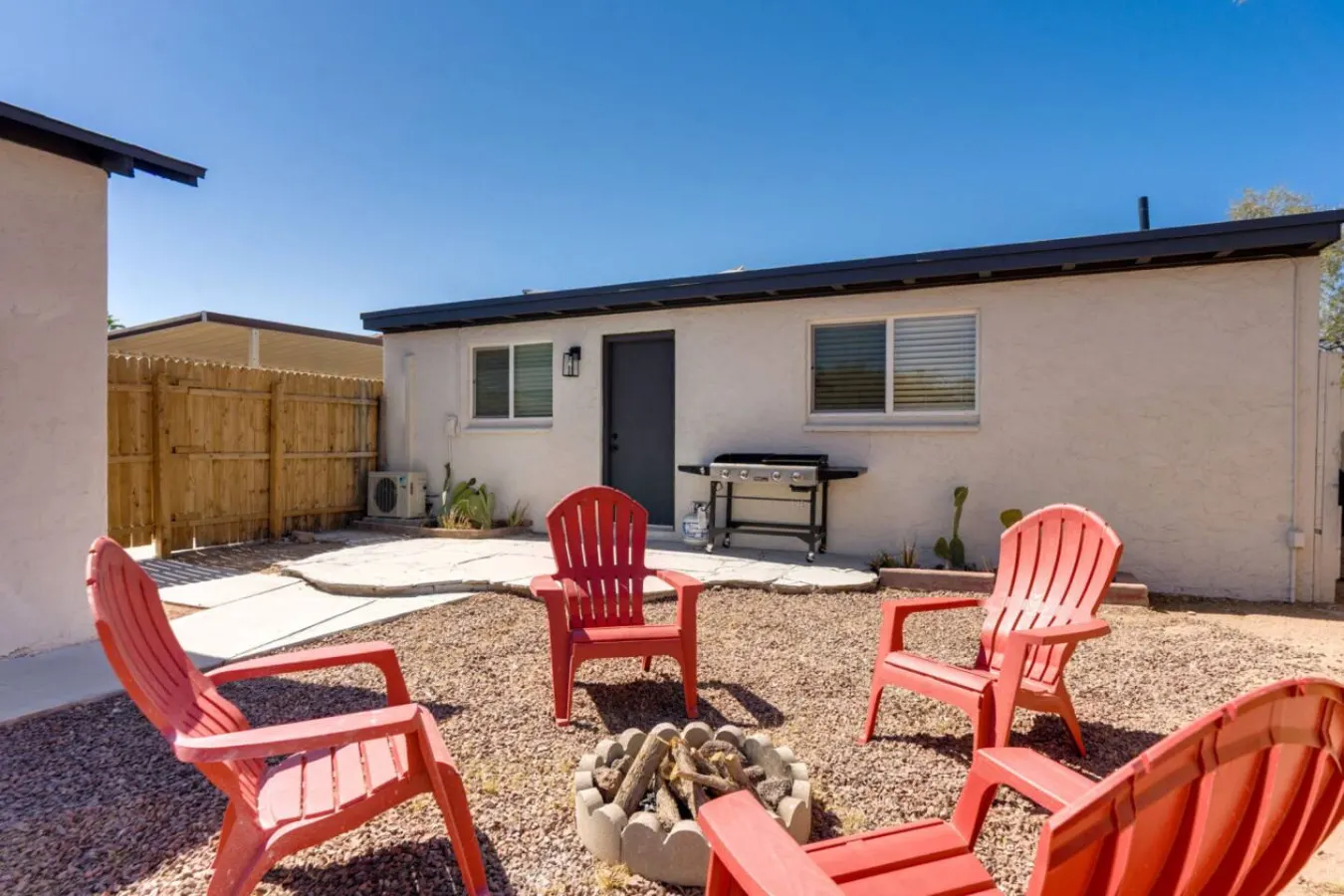 1Bed Private Guesthouse by UofA and Med Centers 20