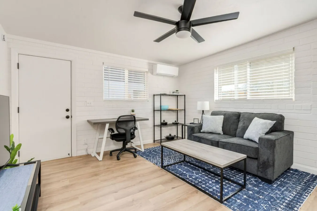 1Bed Private Guesthouse by UofA and Med Centers 4