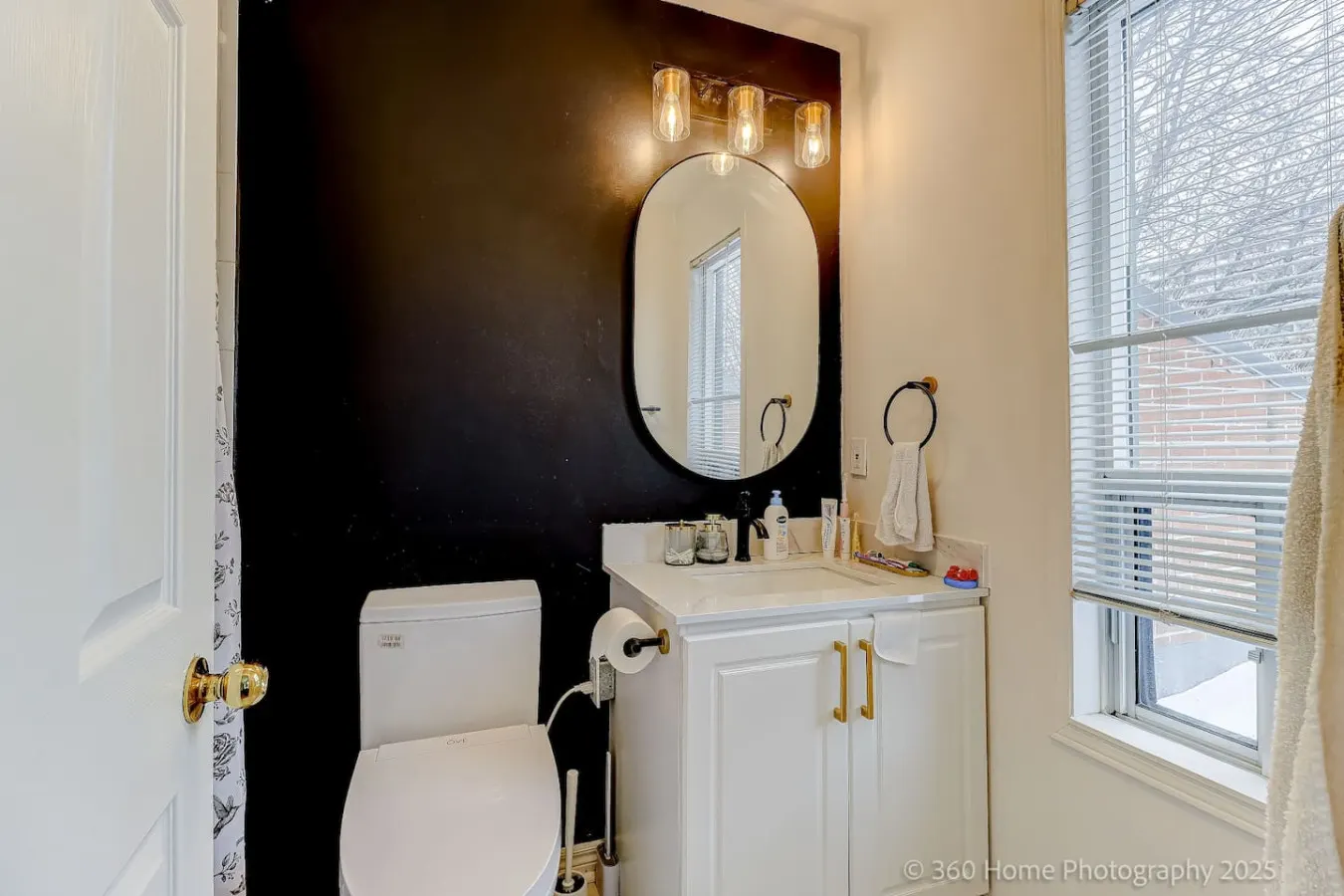 The Downtown Luxe 4BR 65” Smart TV Parking 13