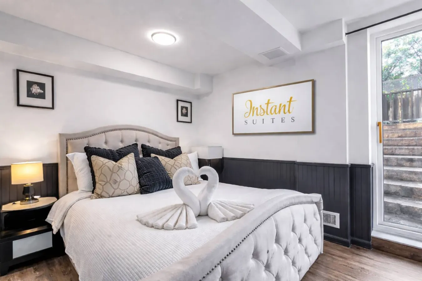 The Downtown Luxe 4BR 65” Smart TV Parking 3