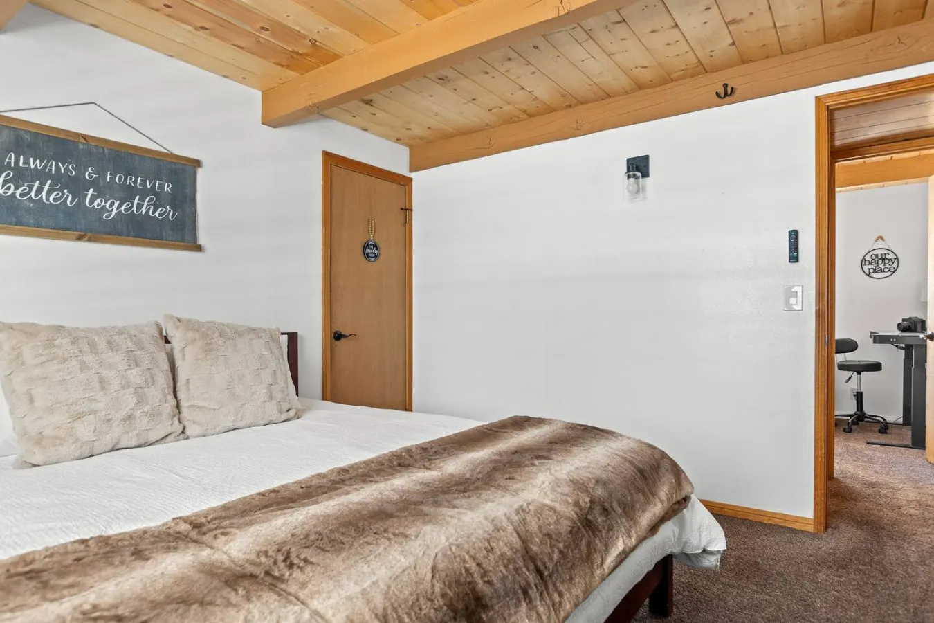 Wild Heart Cabin - Pool Table, Hot Tub, EV Charger 17