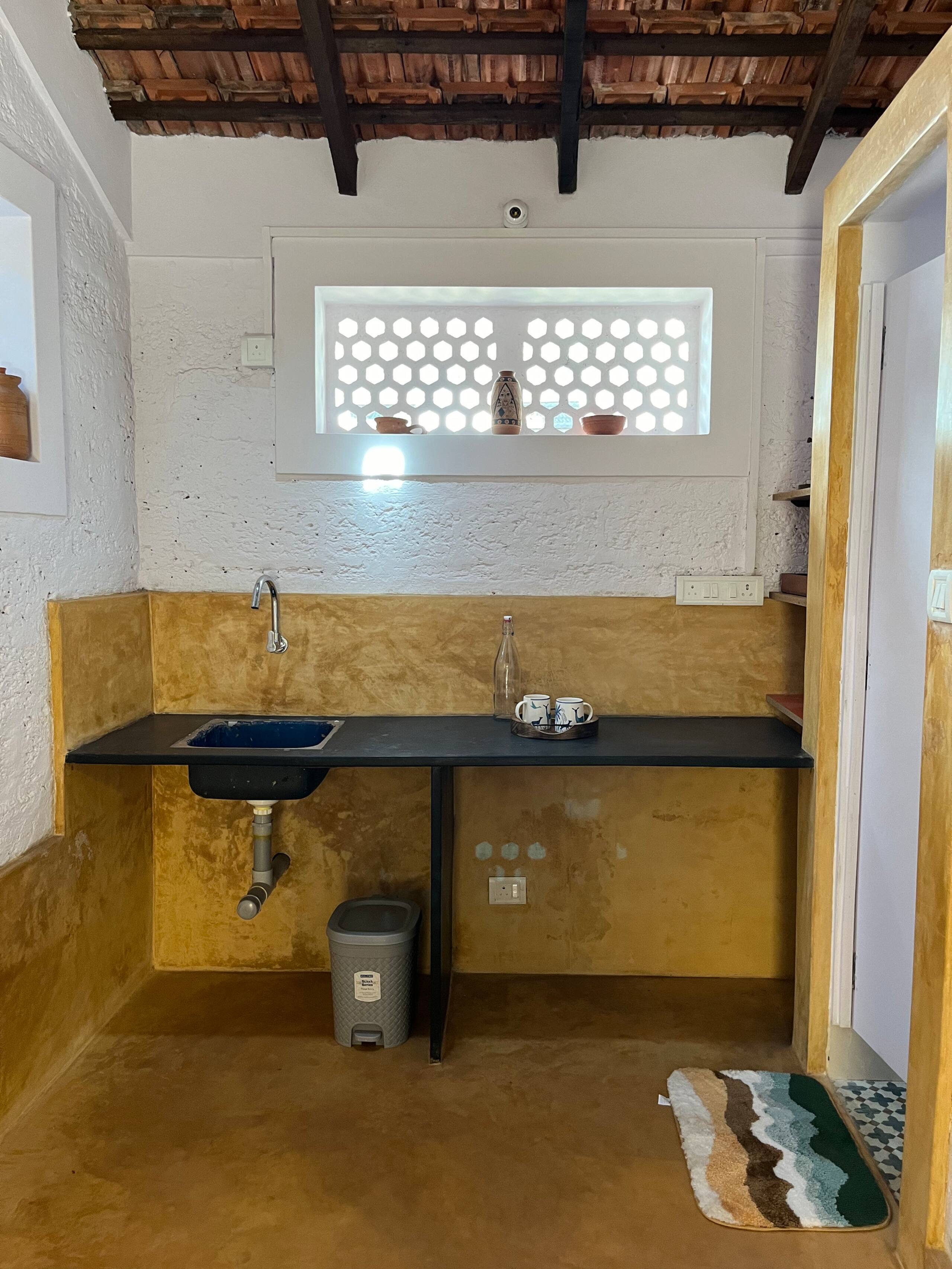 2BHK Heritage Goan Villa in Parra • Pet-friendly 7