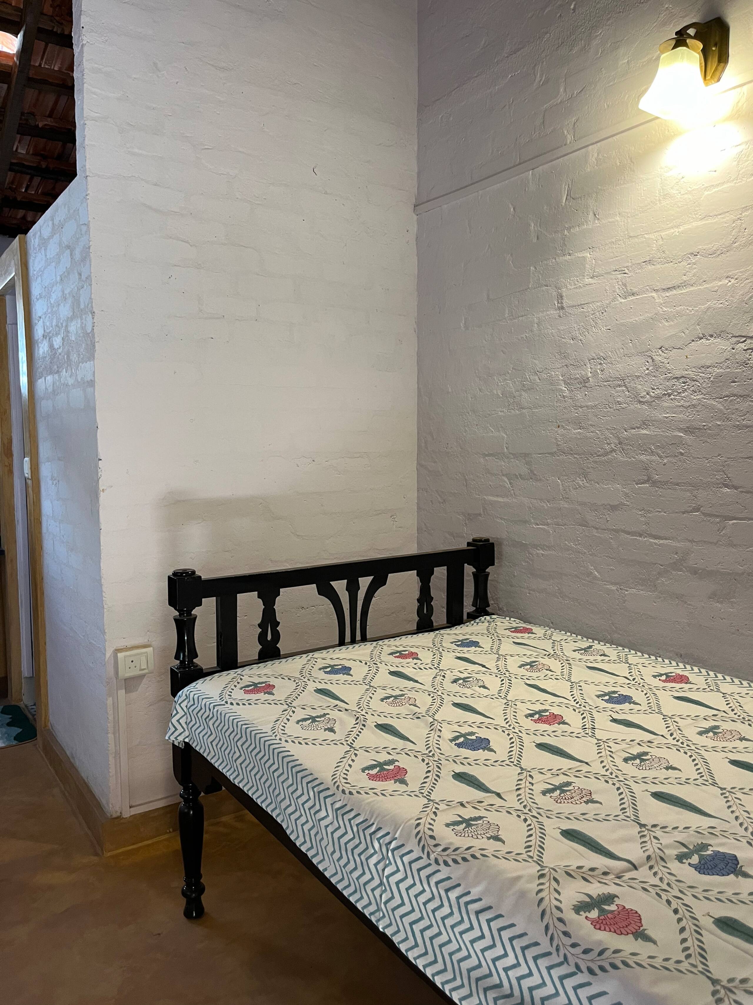 2BHK Heritage Goan Villa in Parra • Pet-friendly 11
