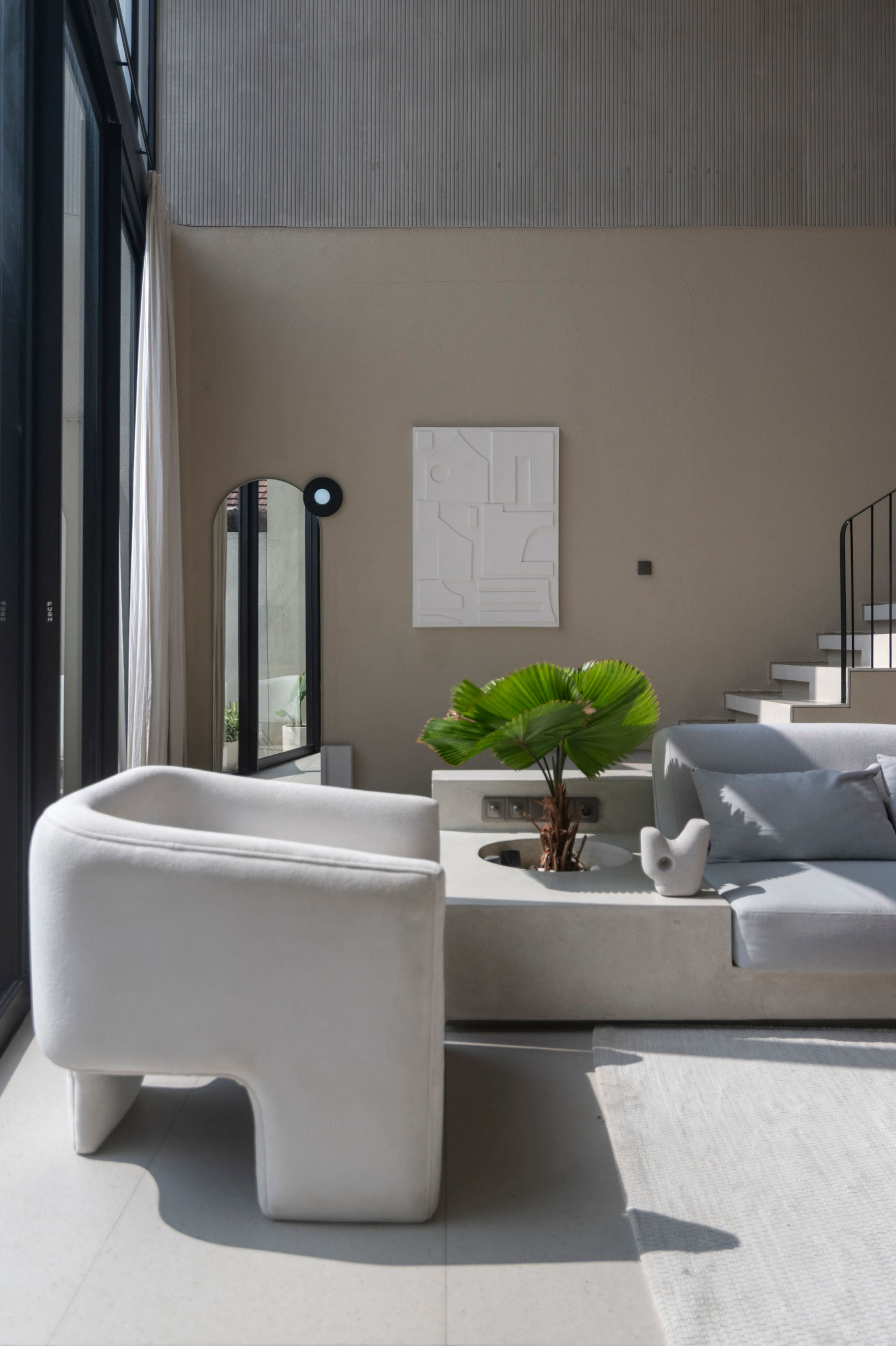 Quiet Luxury Pool Villa 9