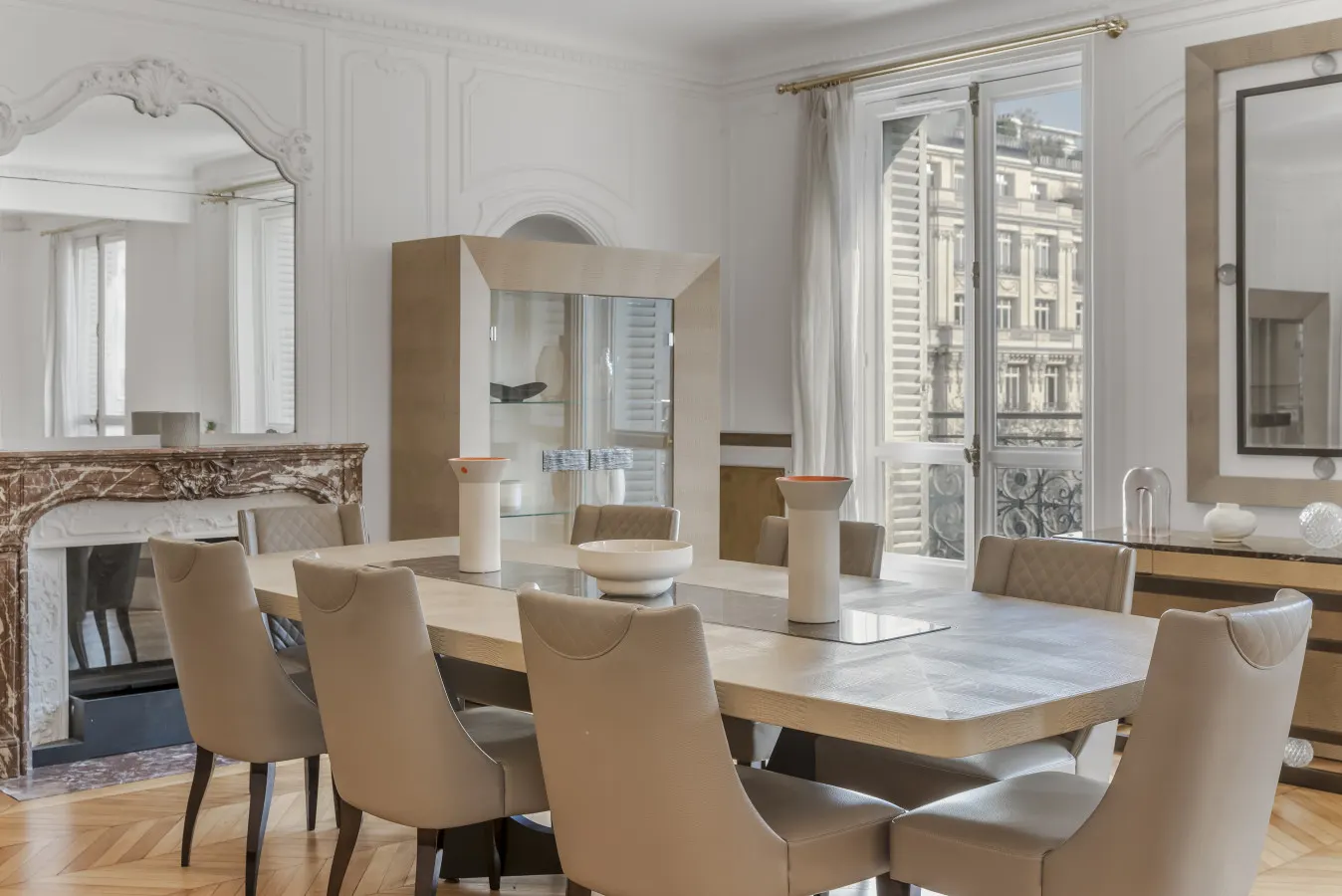 Luxury 5 Bed Residence - Opposite Arc de Triomphe 10