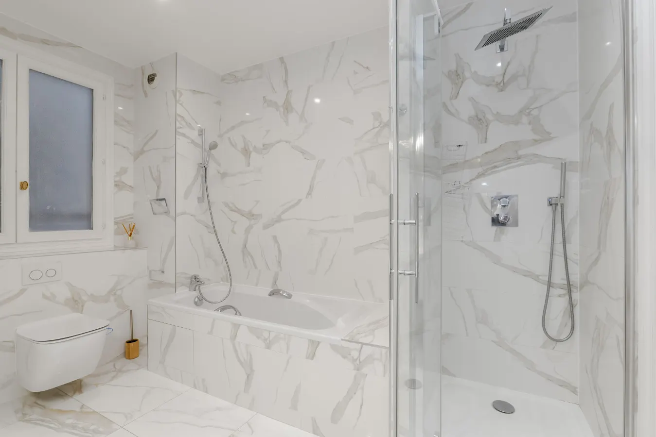 Luxury 5 Bed Residence - Opposite Arc de Triomphe 16