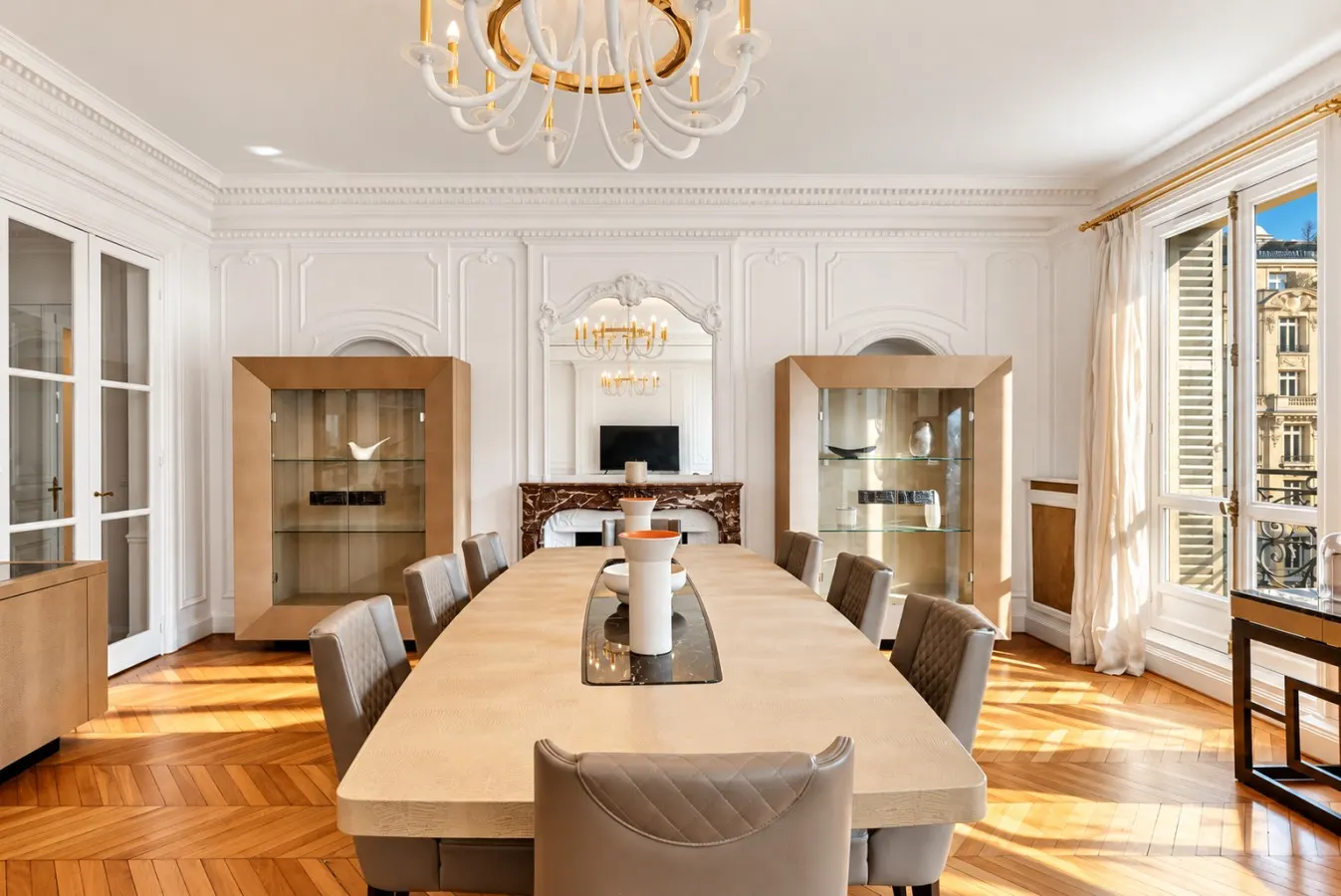Luxury 5 Bed Residence - Opposite Arc de Triomphe 7
