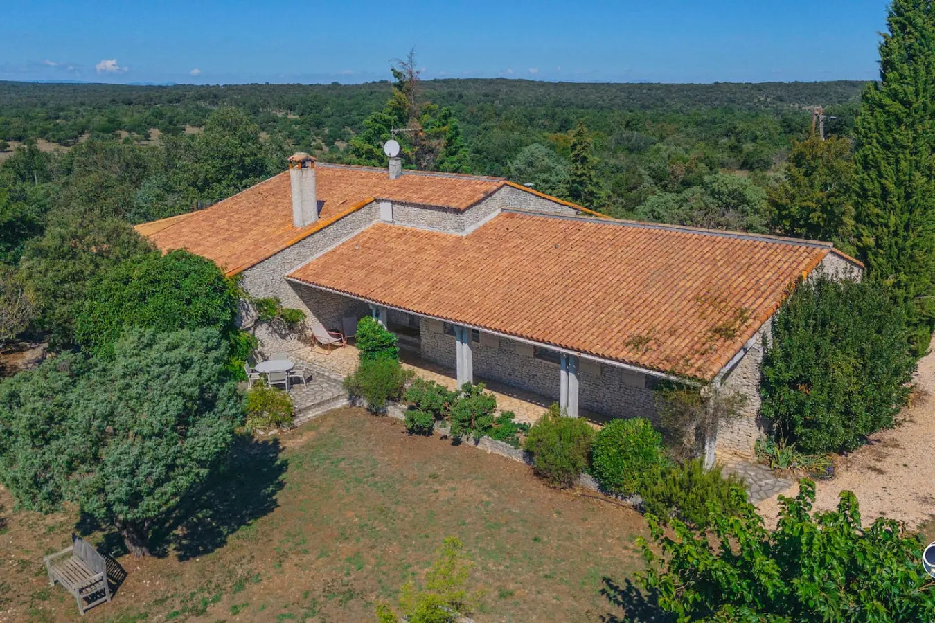 Magnifique villa au cœur de la garrigue. — photo 2