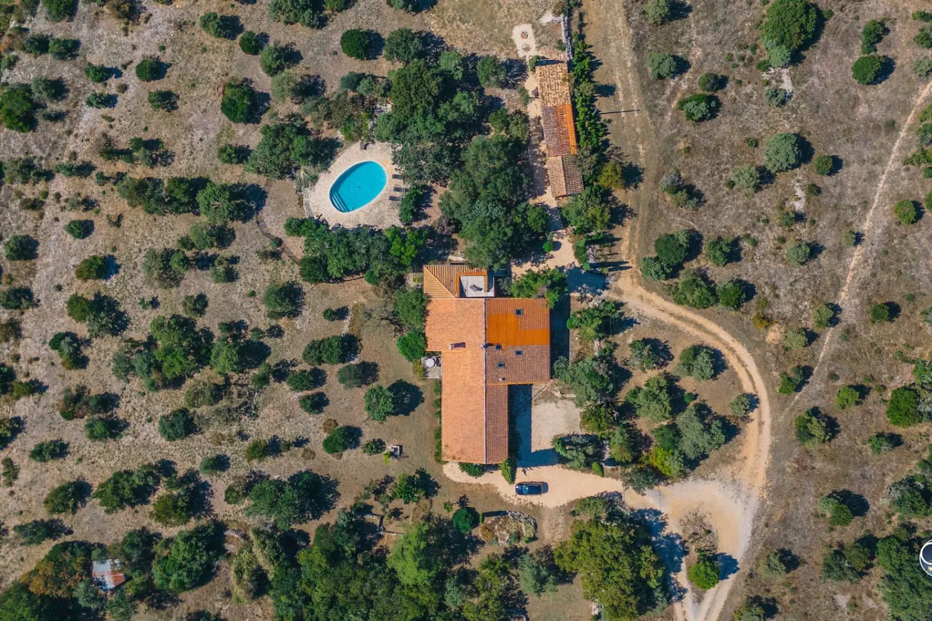 Magnifique villa au cœur de la garrigue 19