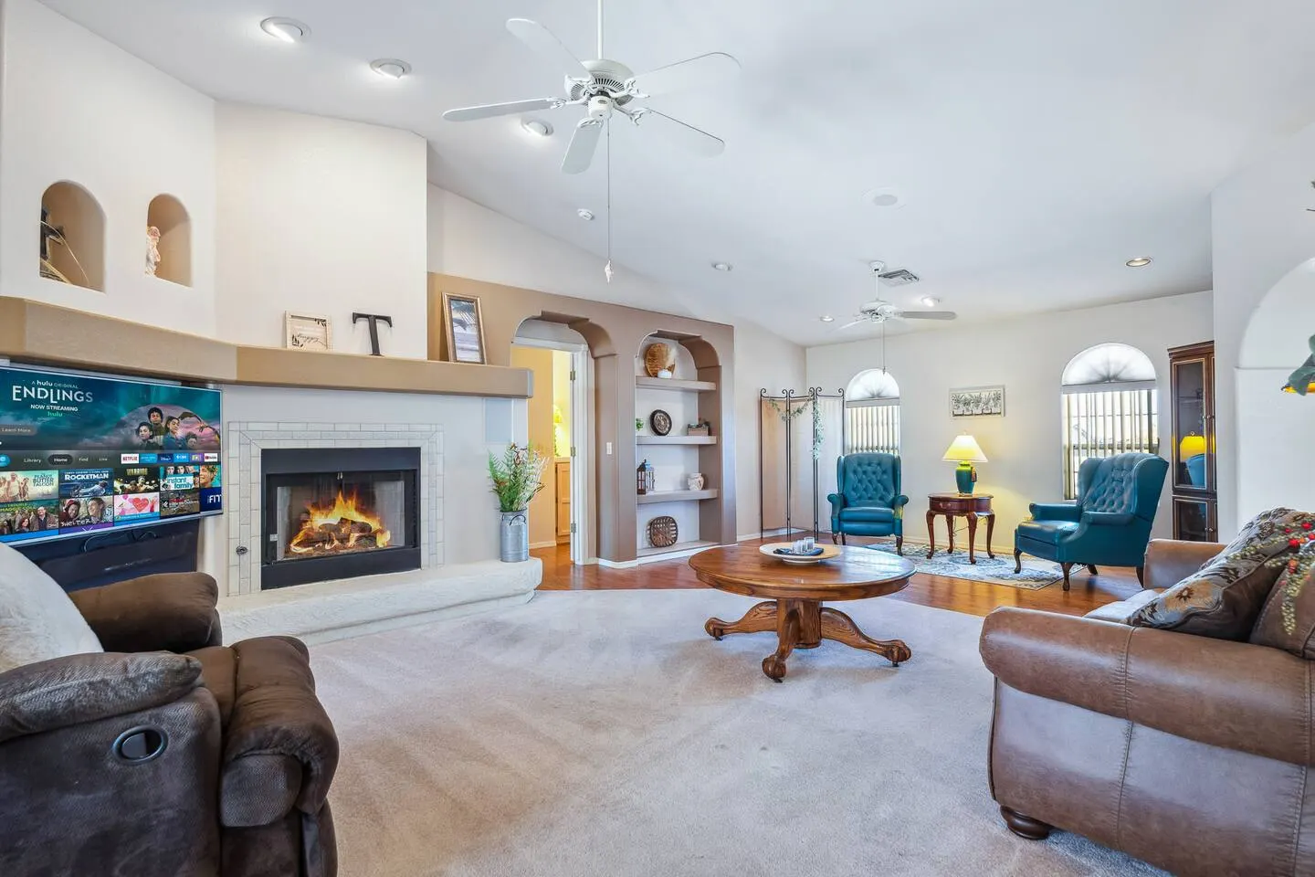 3 Bd Block from Golf Course Boat Parking 16