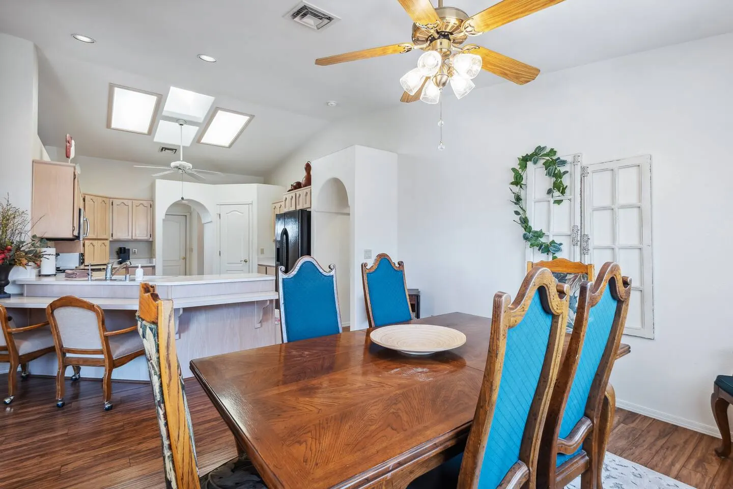 3 Bd Block from Golf Course Boat Parking 19