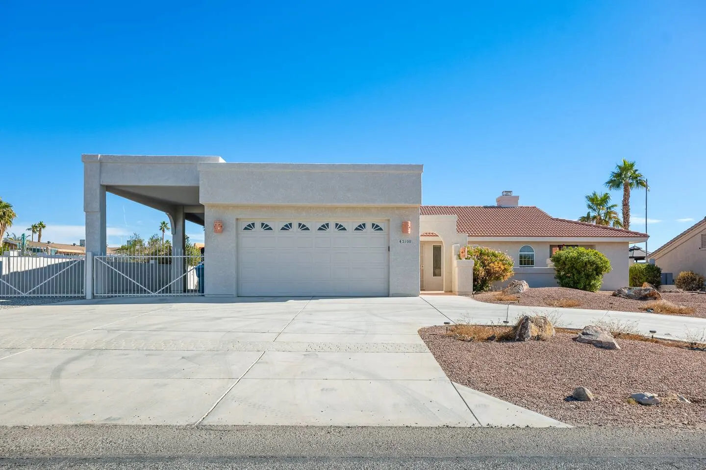 3 Bd Block from Golf Course Boat Parking 6
