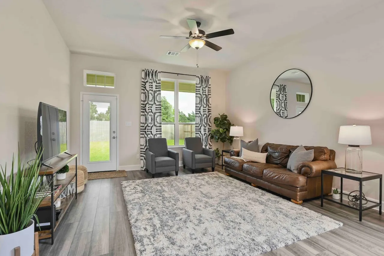 Ol' Army Escape - Modern 4BR/3BA Home 6