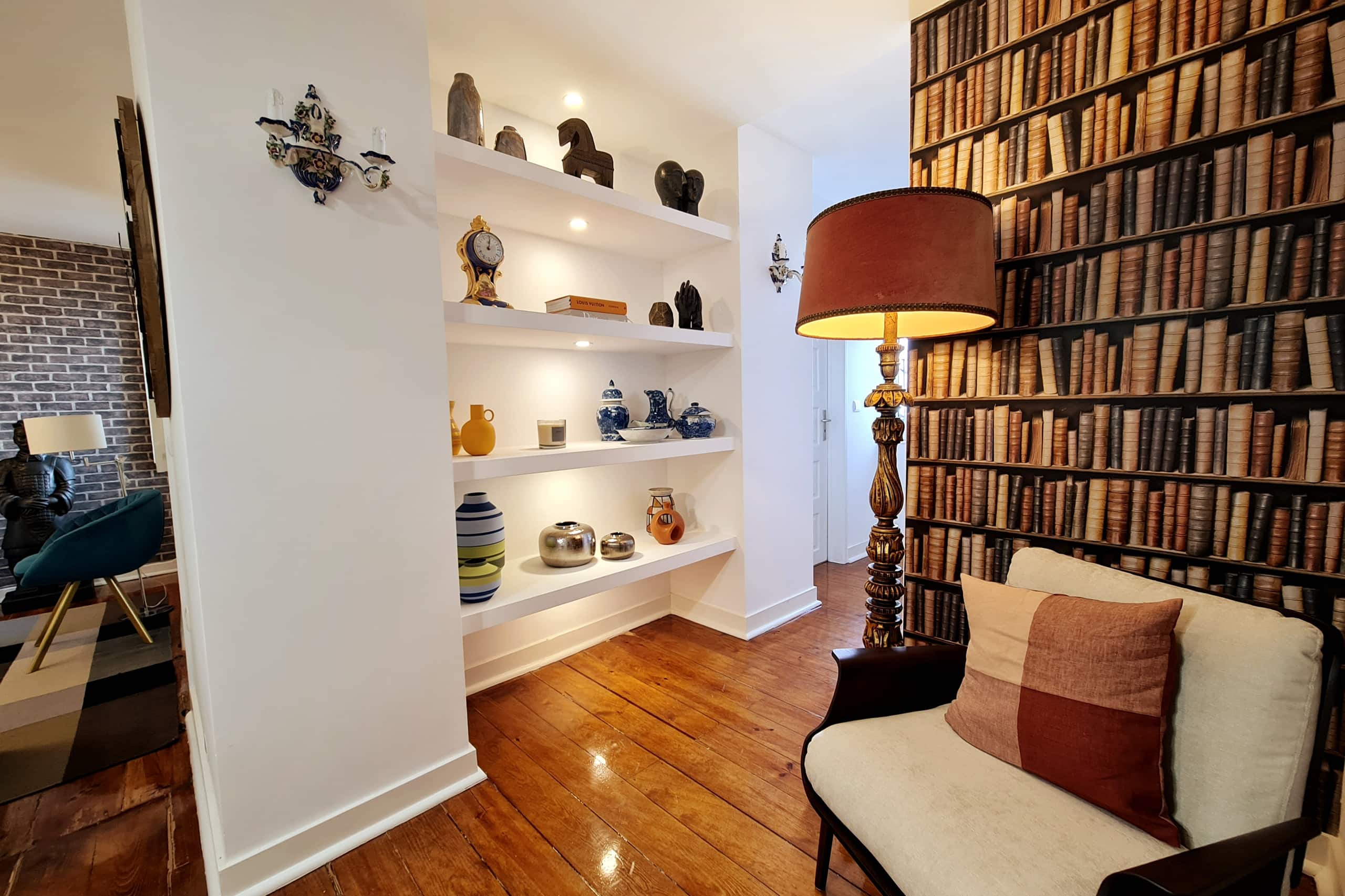 Lisbon4Real: Deluxe 2BR+1 in Principe Real 17