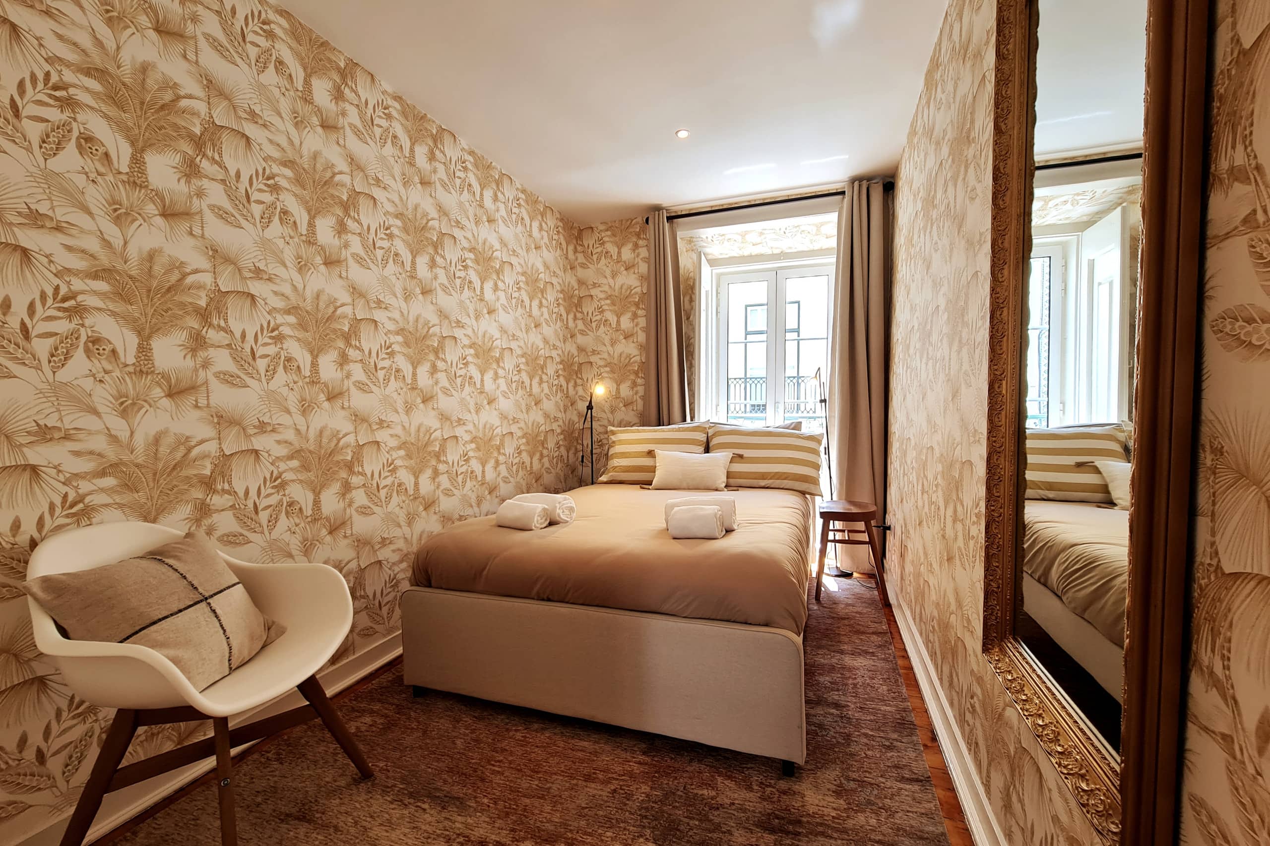 Lisbon4Real: Deluxe 2BR+1 in Principe Real 29