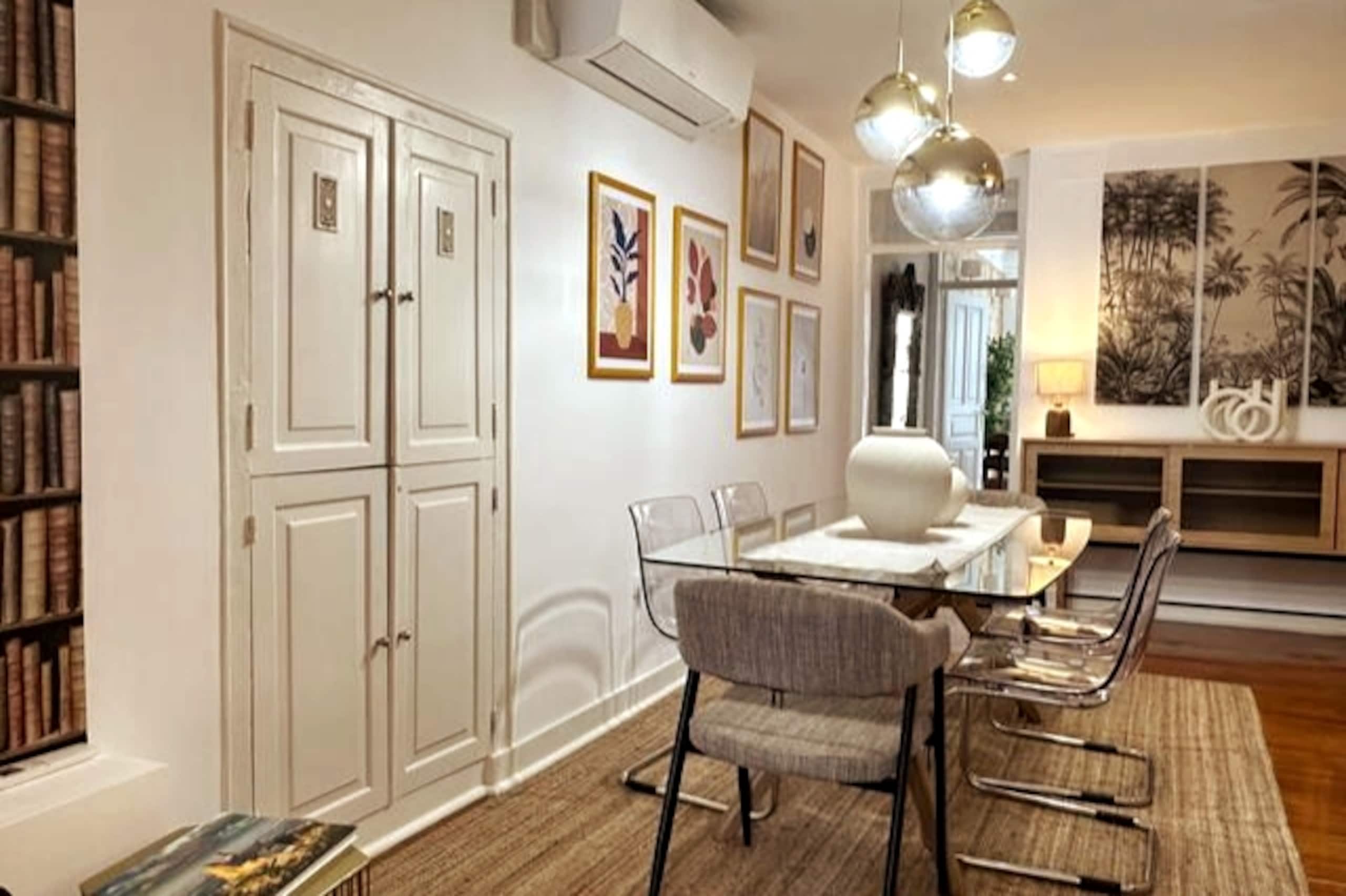 Lisbon4Real: Deluxe 2BR+1 in Principe Real 24
