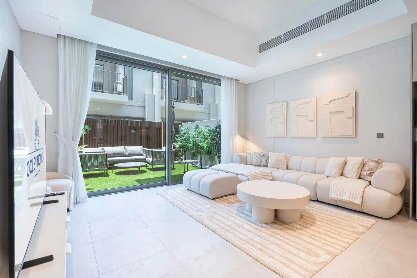 Lovely Duplex Townhouse minutes from Downtown 7