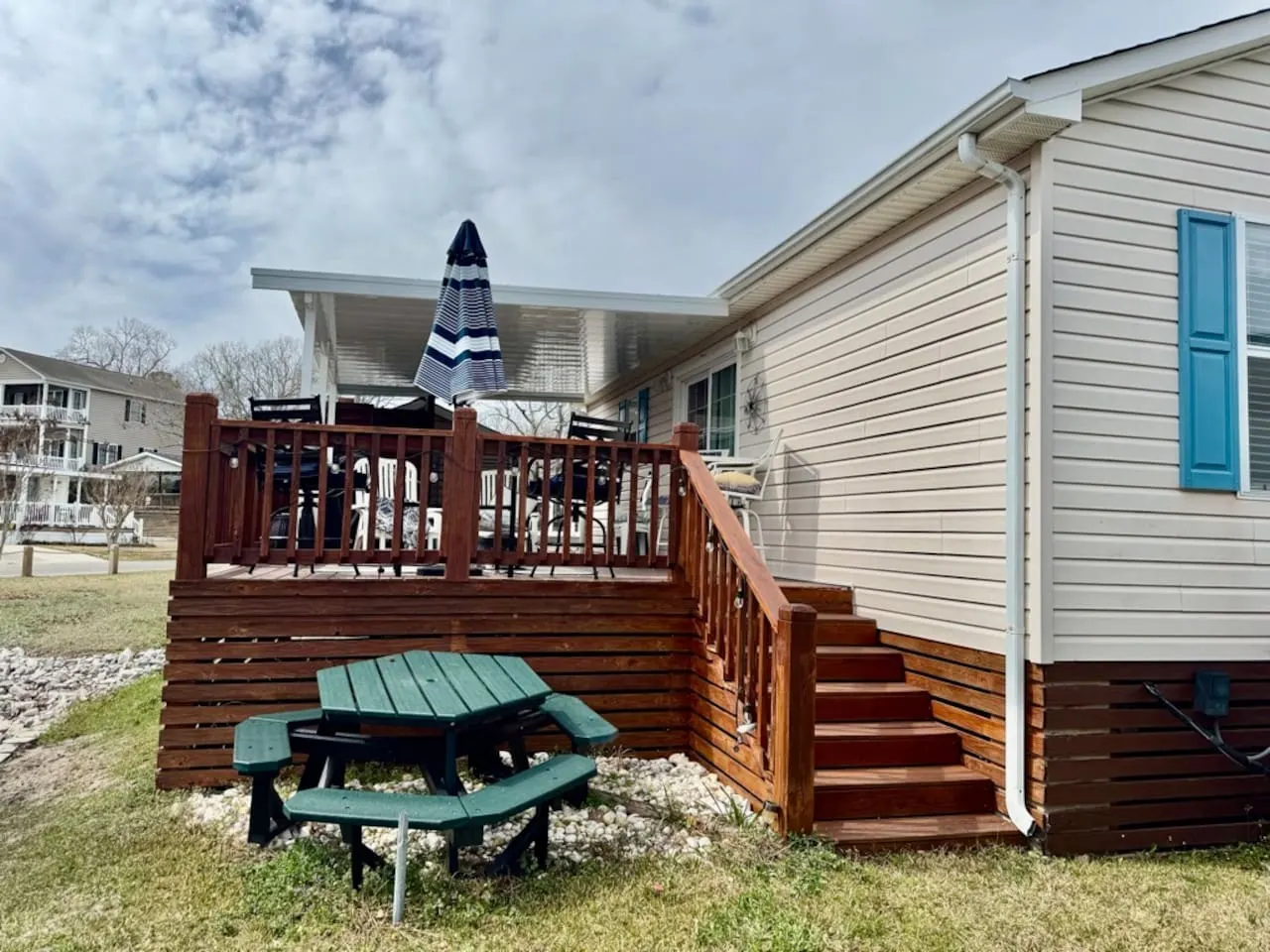 Ever After Escape Lake View & Covered Patio 19