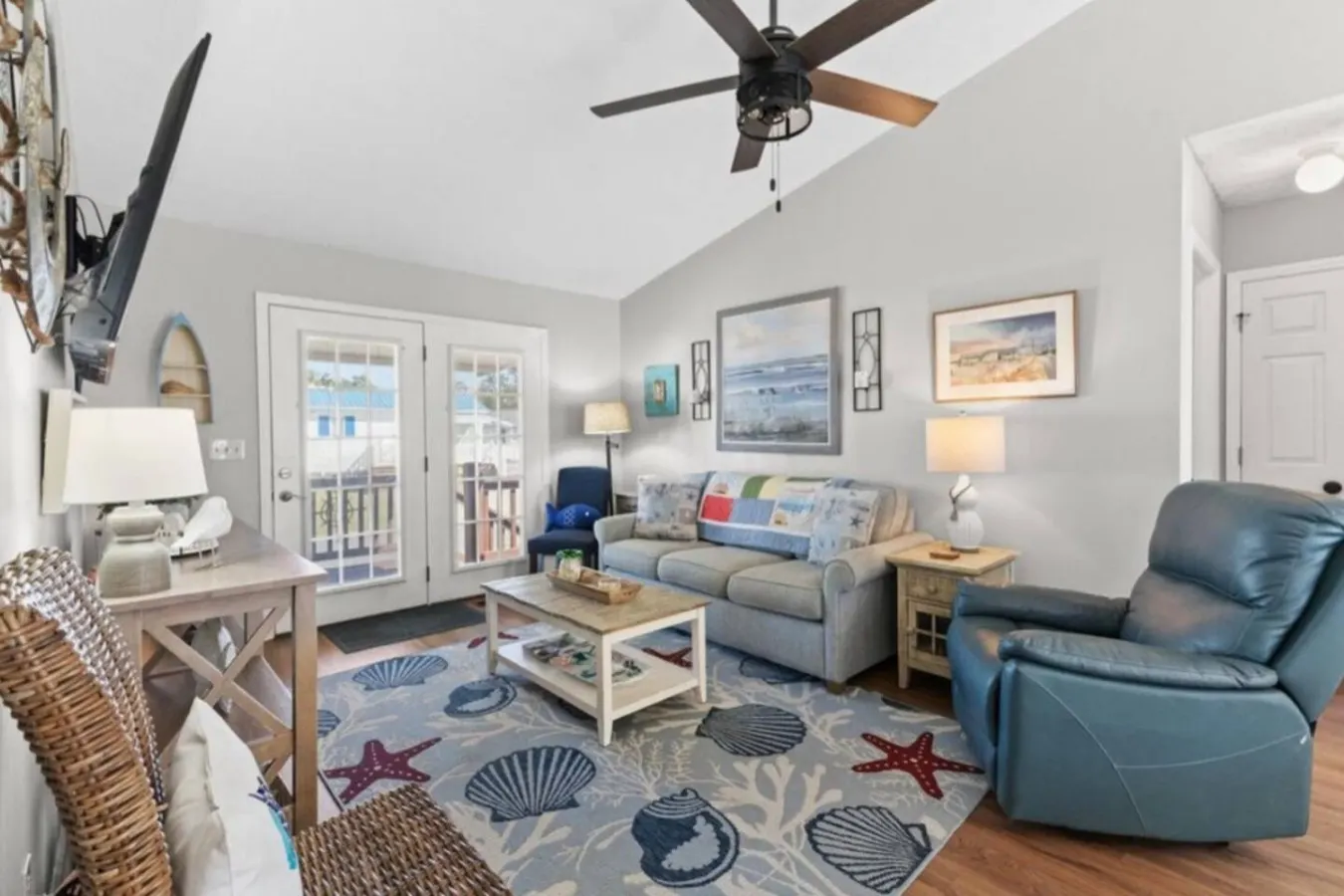 Ever After Escape Lake View & Covered Patio 7