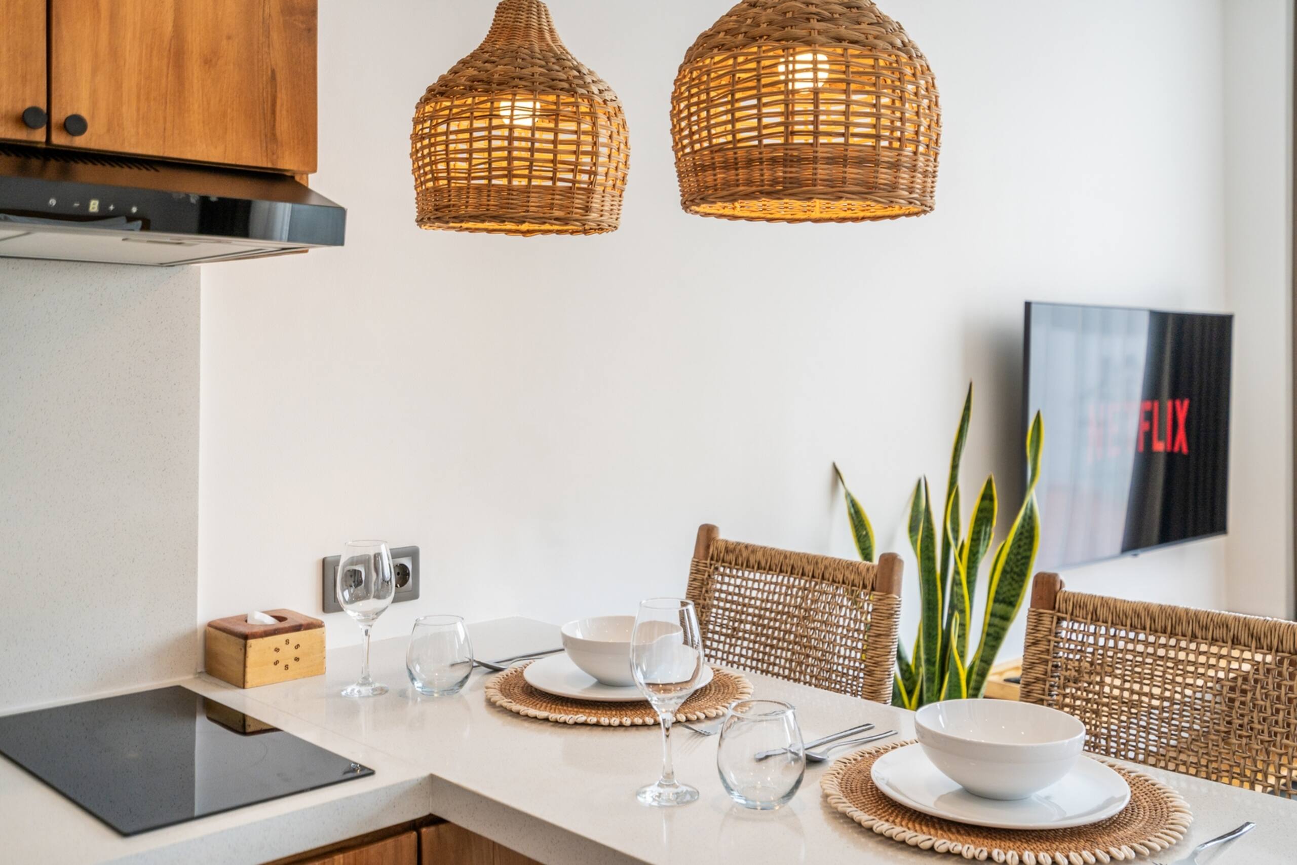 1BR Beachside Suite | Sauna, Rooftop Gym & Pool 15